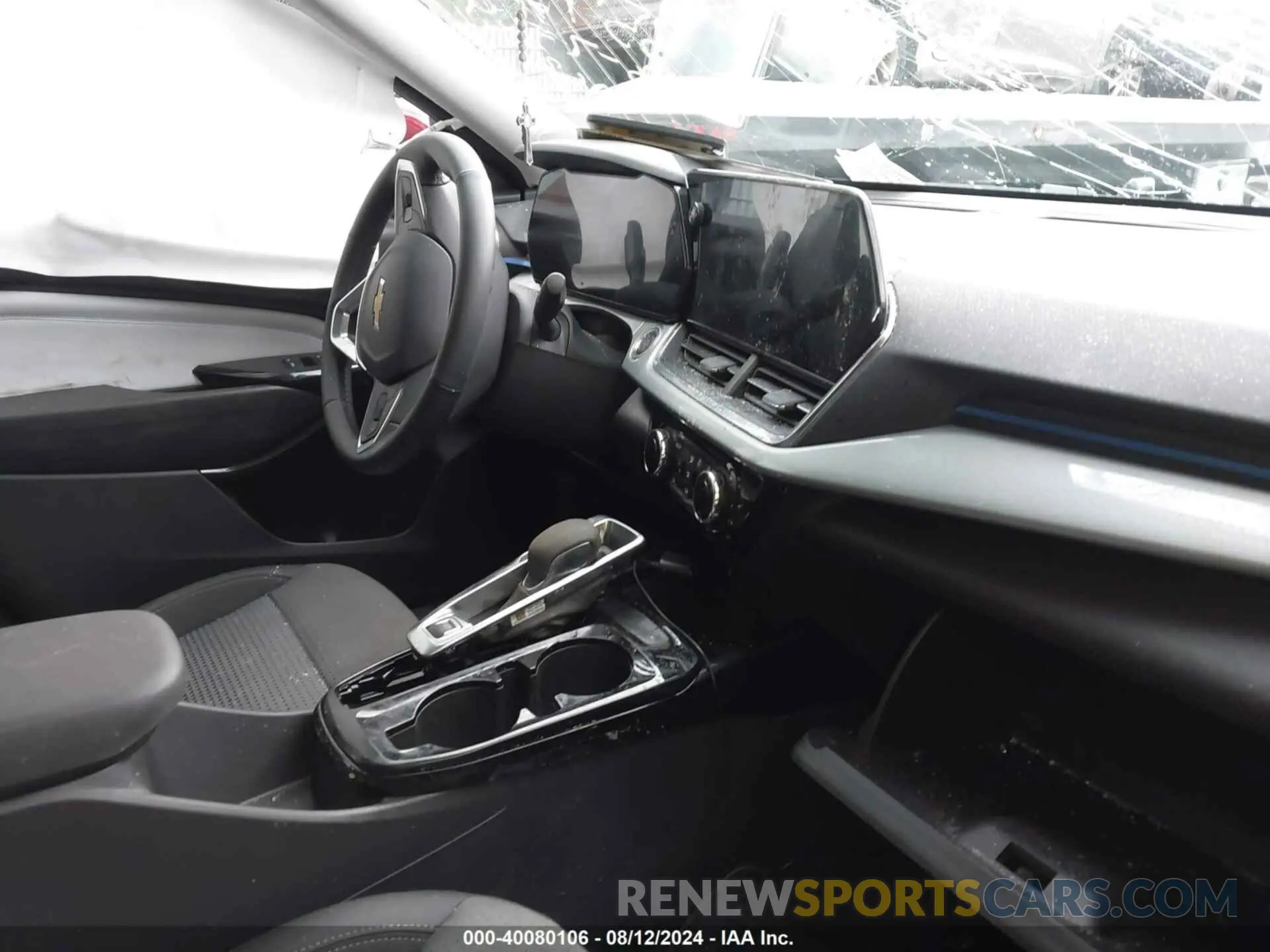 5 Photograph of a damaged car KL77LHEP7SC000313 CHEVROLET TRAX 2025