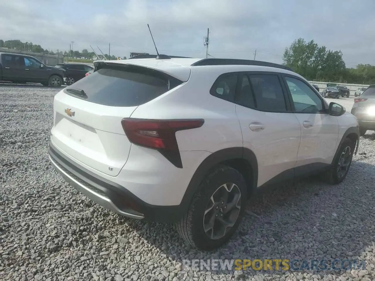 3 Photograph of a damaged car KL77LHEP7SC047096 CHEVROLET TRAX 2025