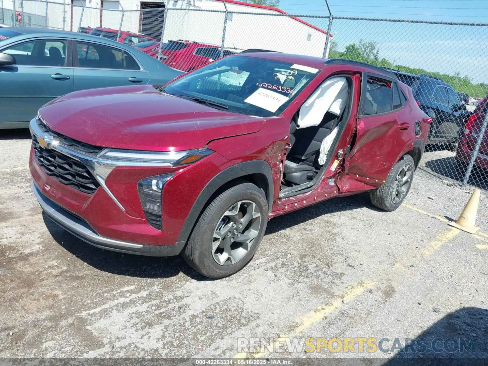 2 Photograph of a damaged car KL77LHEP7SC062309 CHEVROLET TRAX 2025