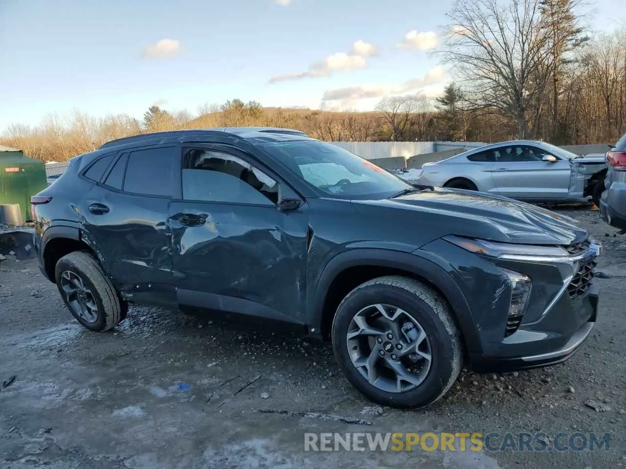 4 Photograph of a damaged car KL77LHEP7SC134691 CHEVROLET TRAX 2025