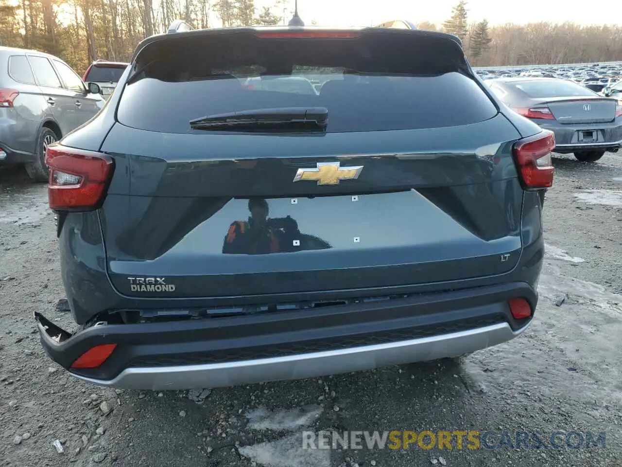 6 Photograph of a damaged car KL77LHEP7SC134691 CHEVROLET TRAX 2025