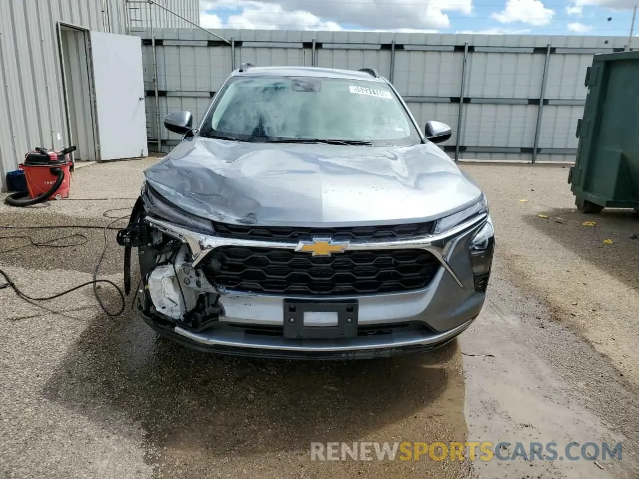 5 Photograph of a damaged car KL77LHEP7SC196575 CHEVROLET TRAX 2025