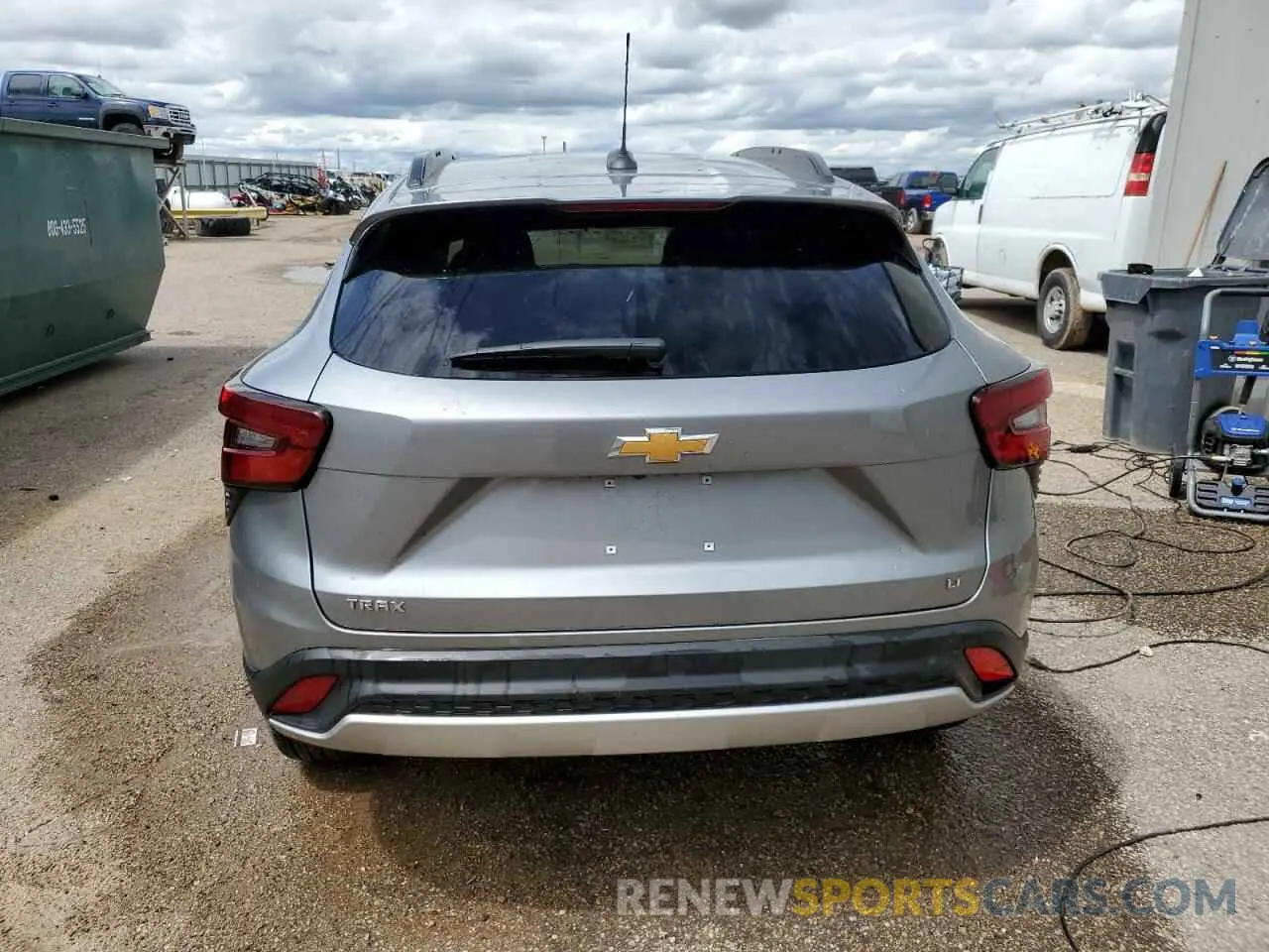 6 Photograph of a damaged car KL77LHEP7SC196575 CHEVROLET TRAX 2025