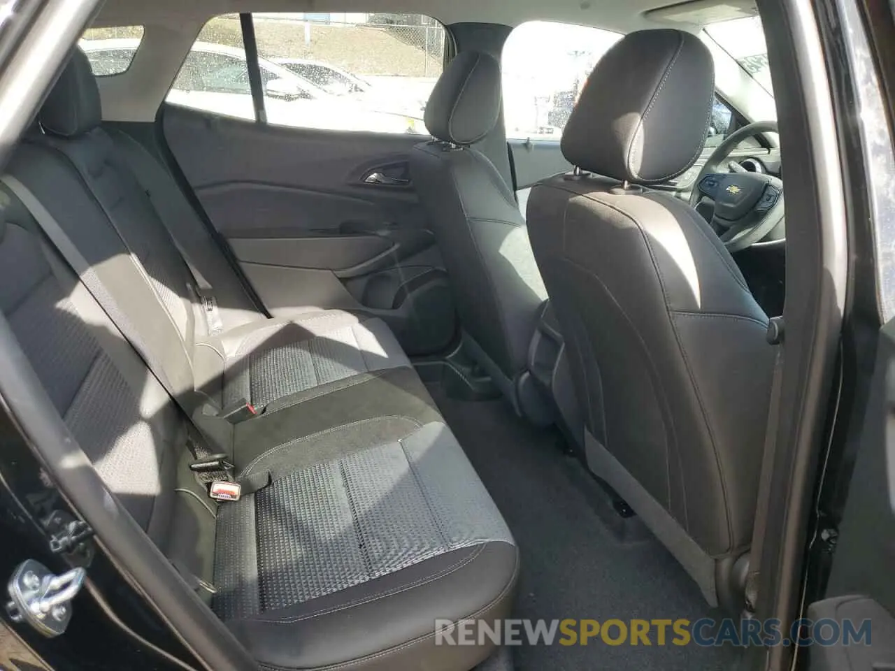 11 Photograph of a damaged car KL77LHEP7SC229882 CHEVROLET TRAX 2025
