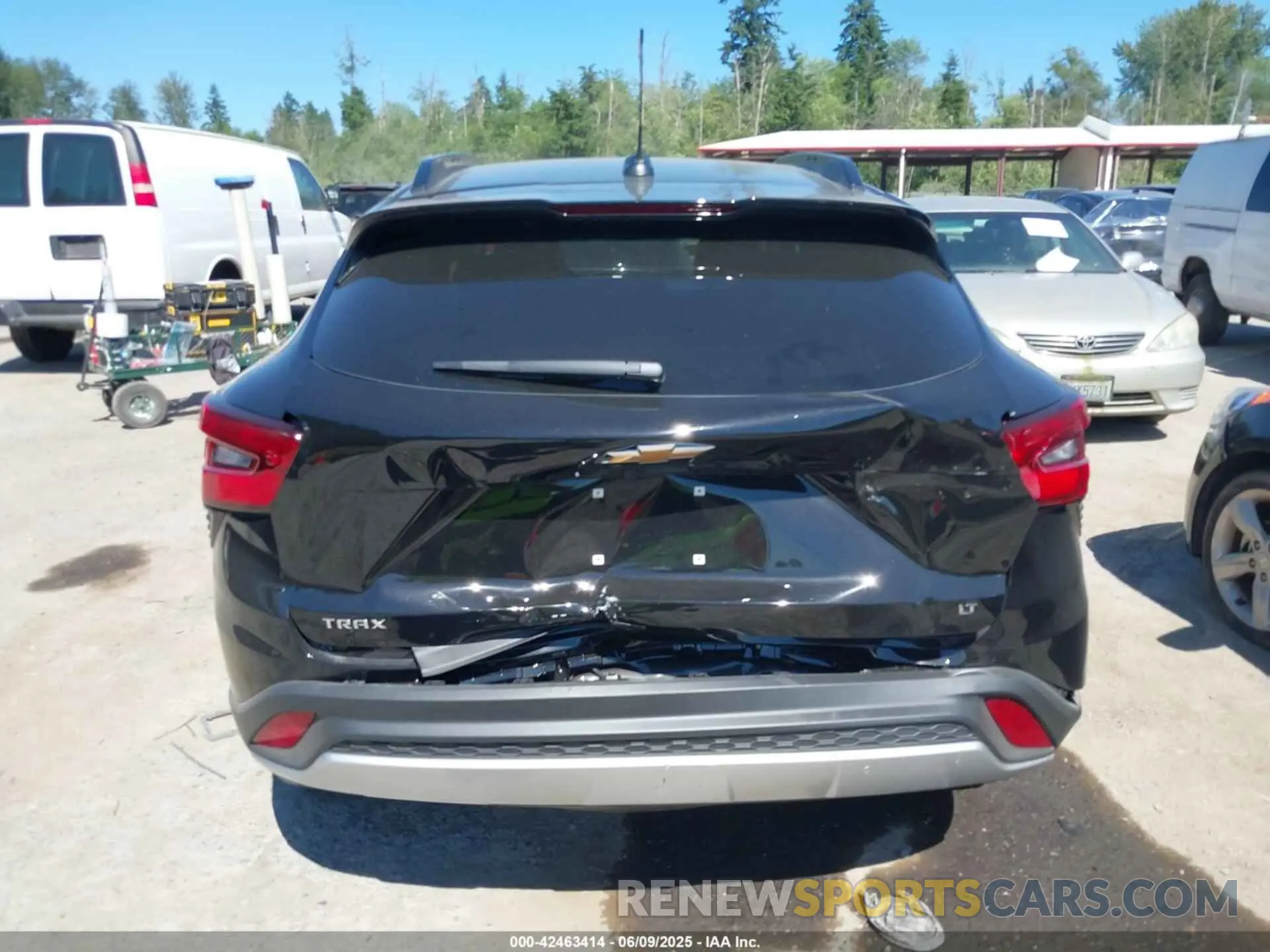 16 Photograph of a damaged car KL77LHEP7SC230479 CHEVROLET TRAX 2025