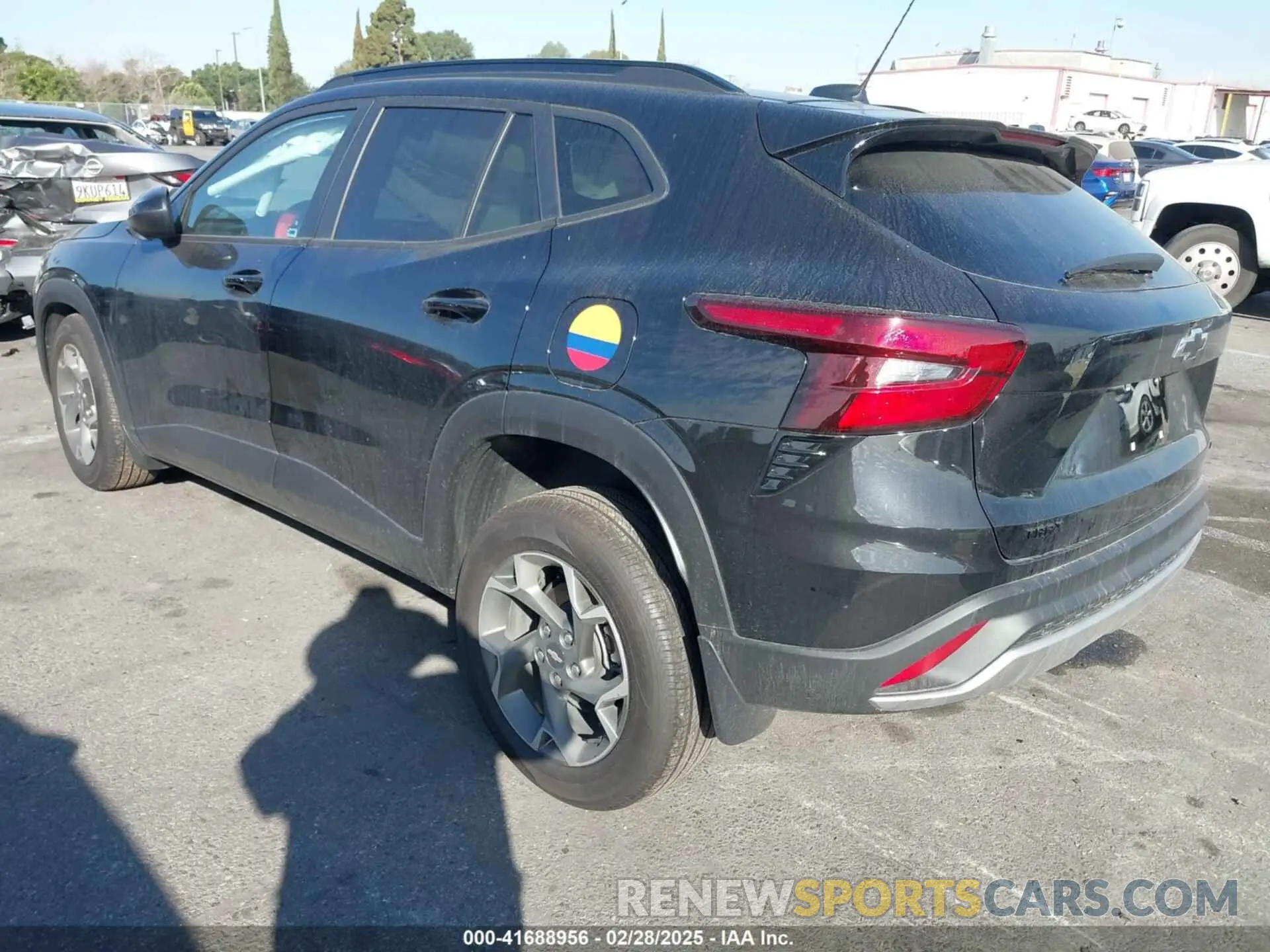 3 Photograph of a damaged car KL77LHEP8SC065462 CHEVROLET TRAX 2025