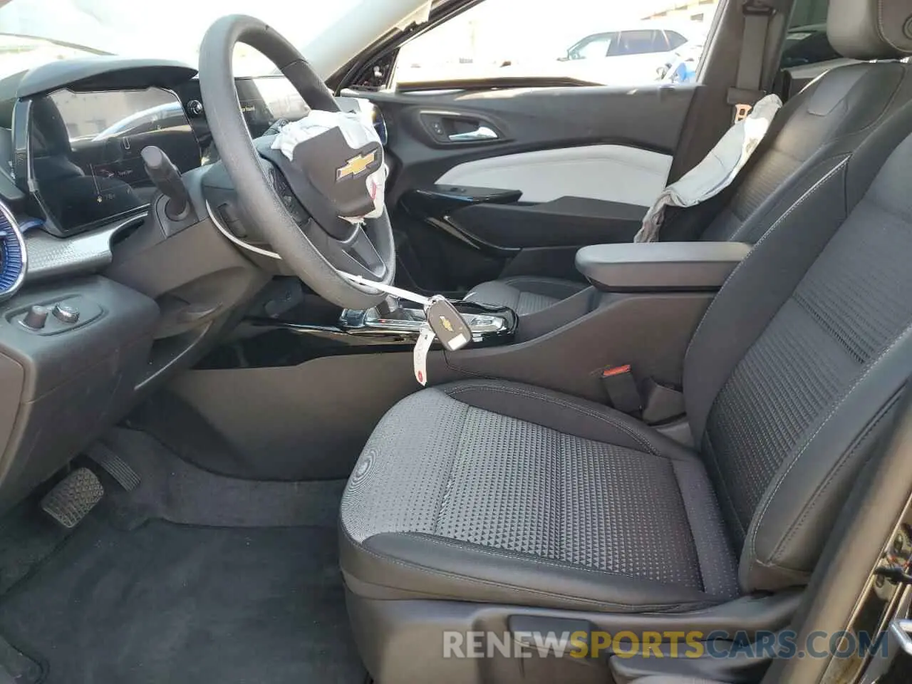 7 Photograph of a damaged car KL77LHEP8SC136370 CHEVROLET TRAX 2025