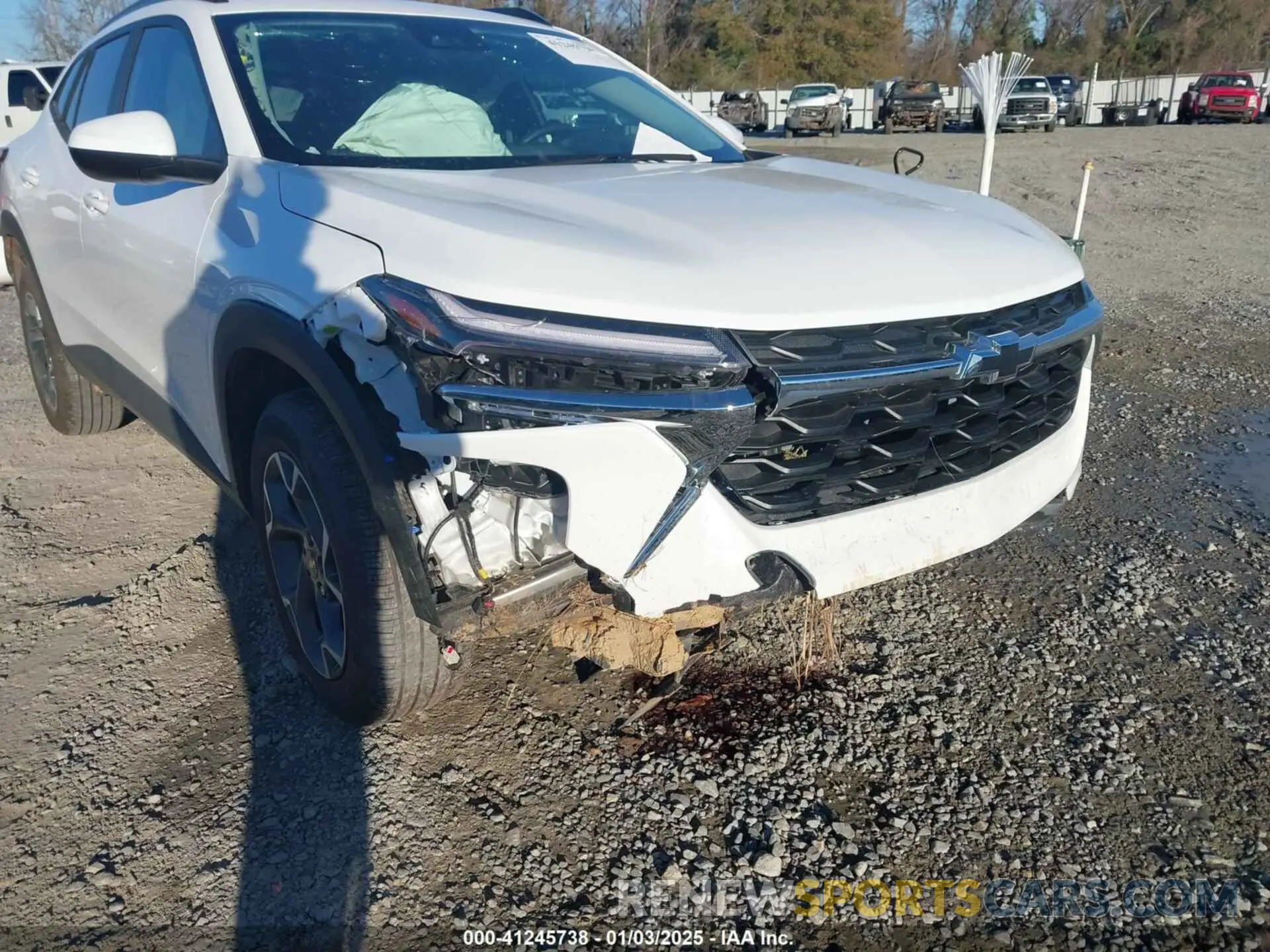 6 Photograph of a damaged car KL77LHEP9SC024354 CHEVROLET TRAX 2025