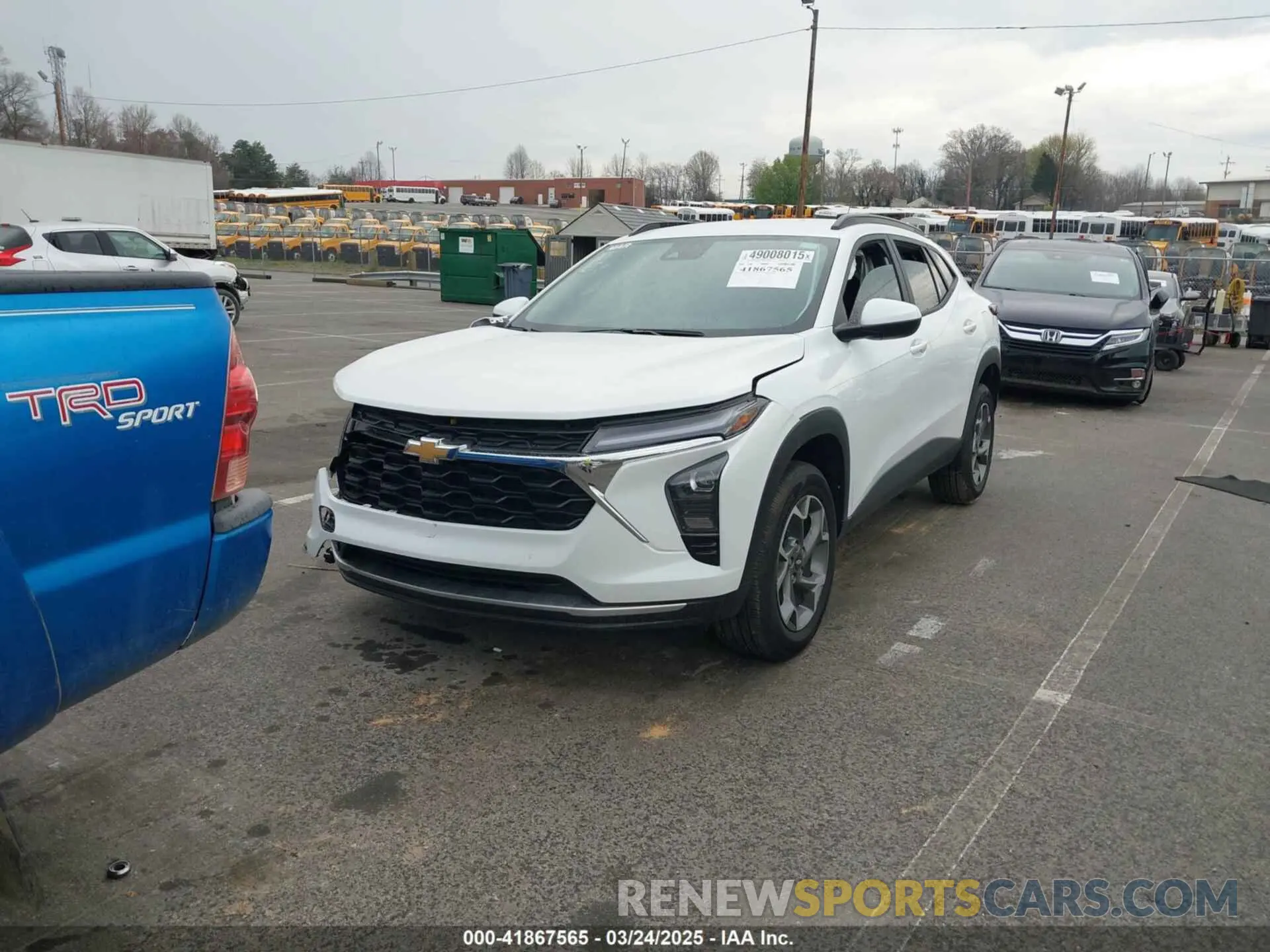2 Photograph of a damaged car KL77LHEP9SC138564 CHEVROLET TRAX 2025