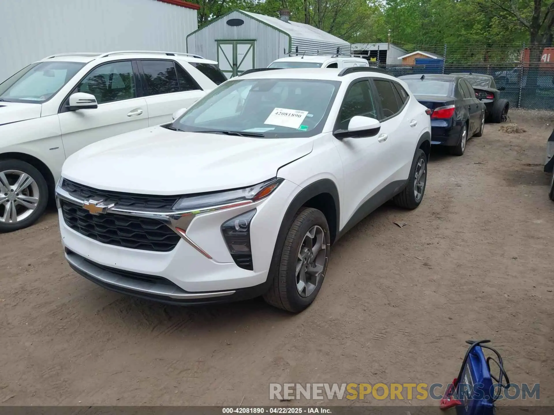 2 Photograph of a damaged car KL77LHEP9SC167062 CHEVROLET TRAX 2025