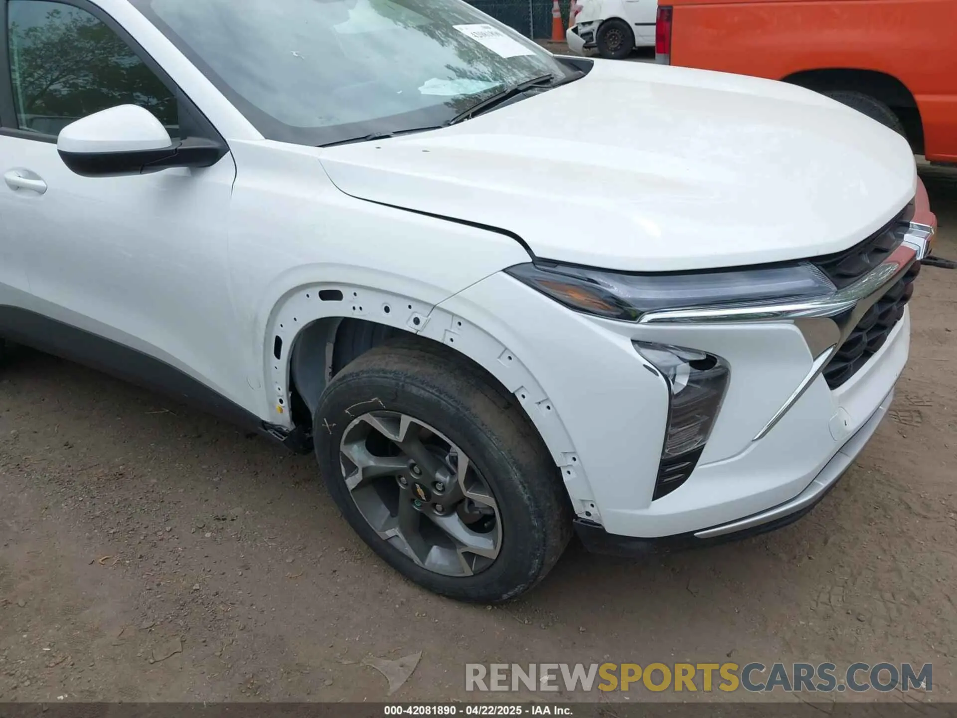 6 Photograph of a damaged car KL77LHEP9SC167062 CHEVROLET TRAX 2025