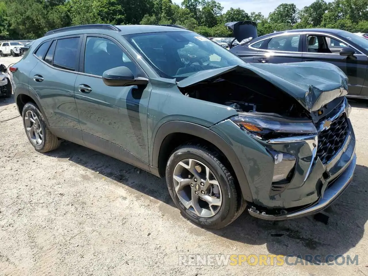 4 Photograph of a damaged car KL77LHEPXSC222215 CHEVROLET TRAX 2025