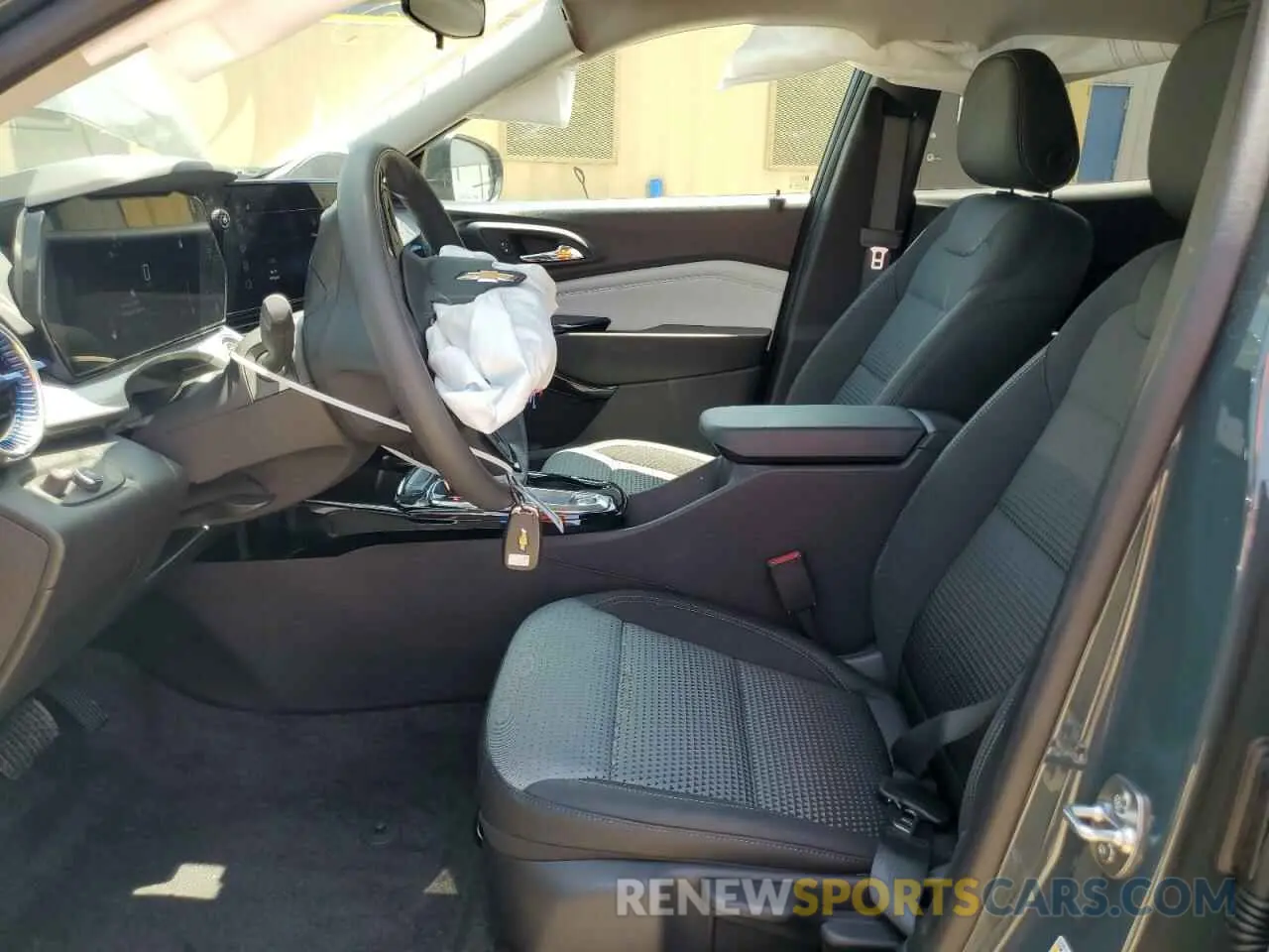 7 Photograph of a damaged car KL77LHEPXSC222215 CHEVROLET TRAX 2025