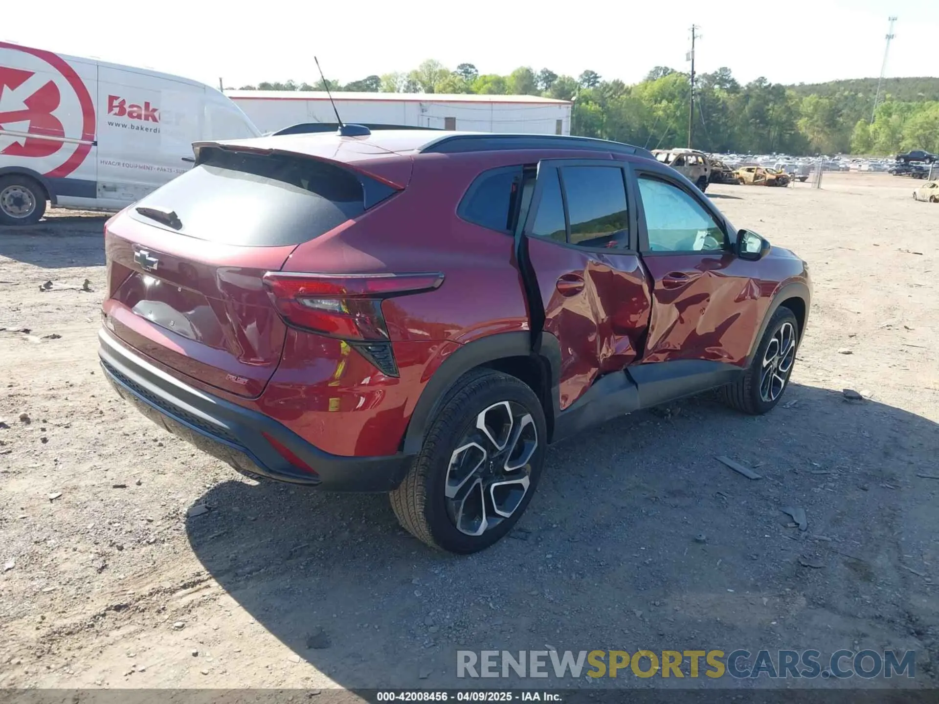 4 Photograph of a damaged car KL77LJEC7SC195367 CHEVROLET TRAX 2025