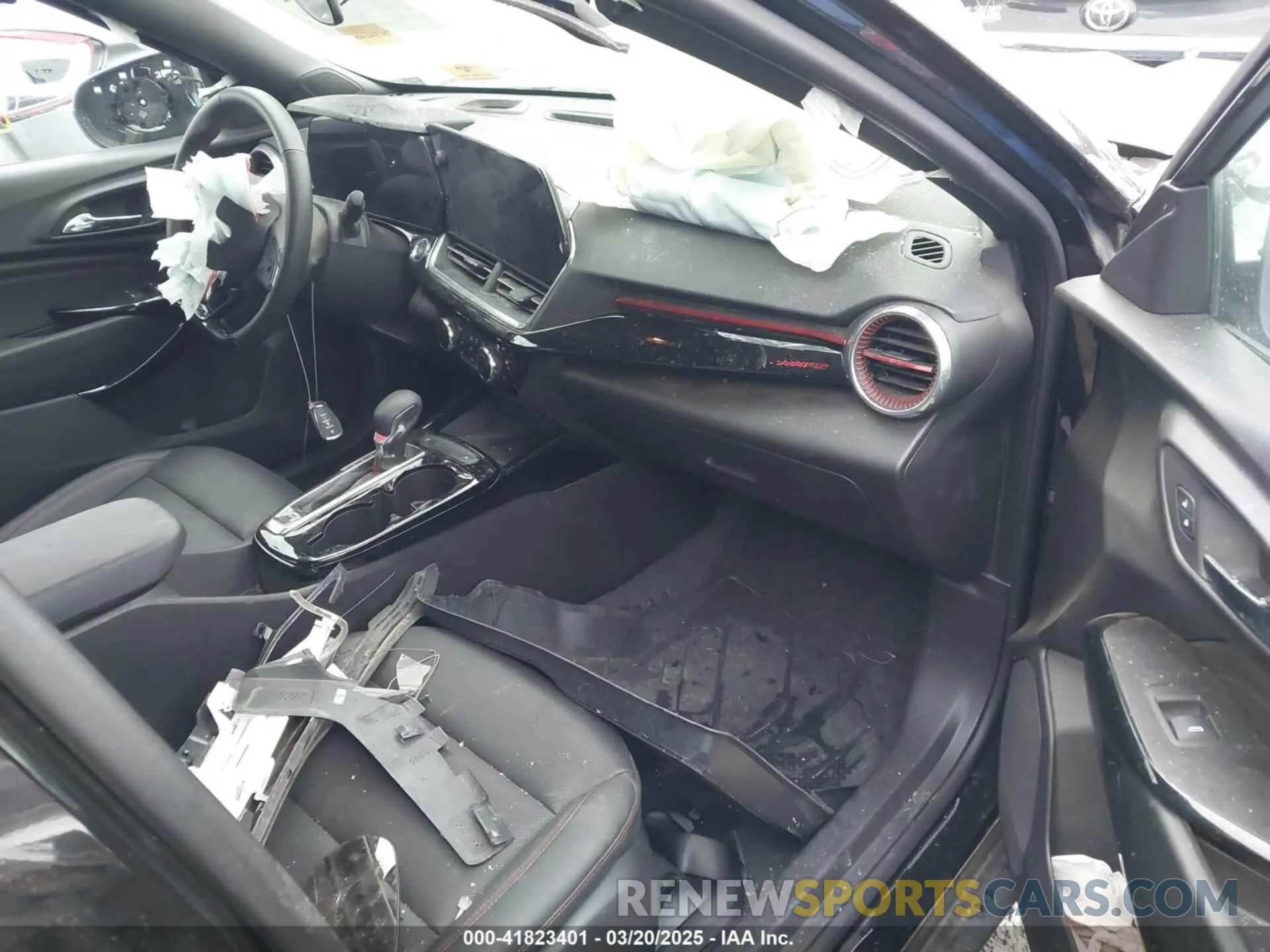 5 Photograph of a damaged car KL77LJEP0SC015050 CHEVROLET TRAX 2025