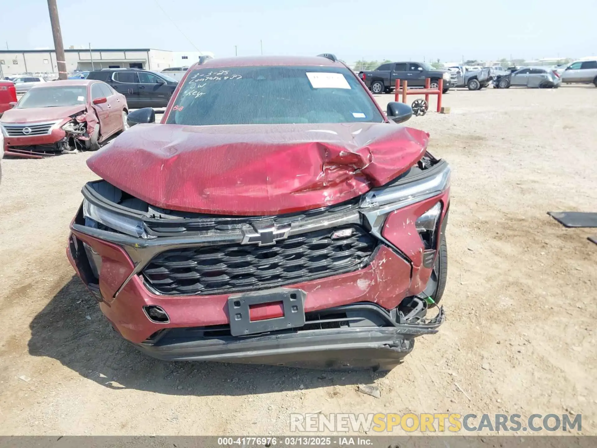 11 Photograph of a damaged car KL77LJEP0SC047531 CHEVROLET TRAX 2025