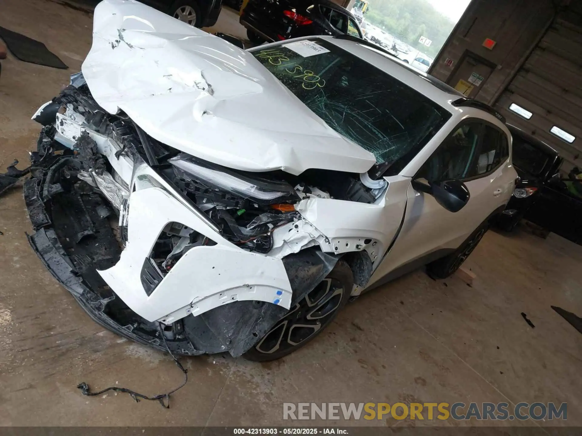 2 Photograph of a damaged car KL77LJEP1SC011704 CHEVROLET TRAX 2025