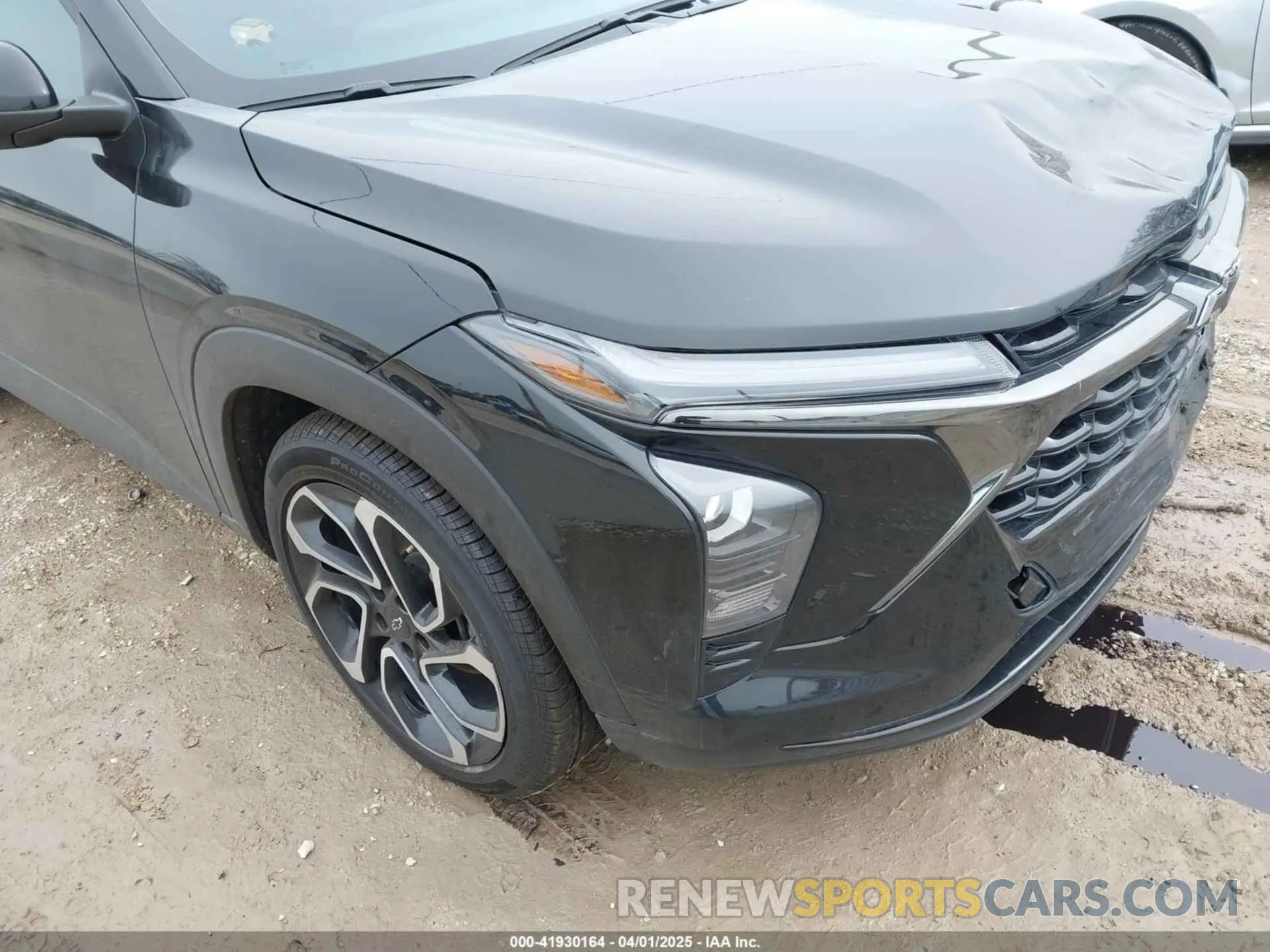 18 Photograph of a damaged car KL77LJEP2SC042511 CHEVROLET TRAX 2025