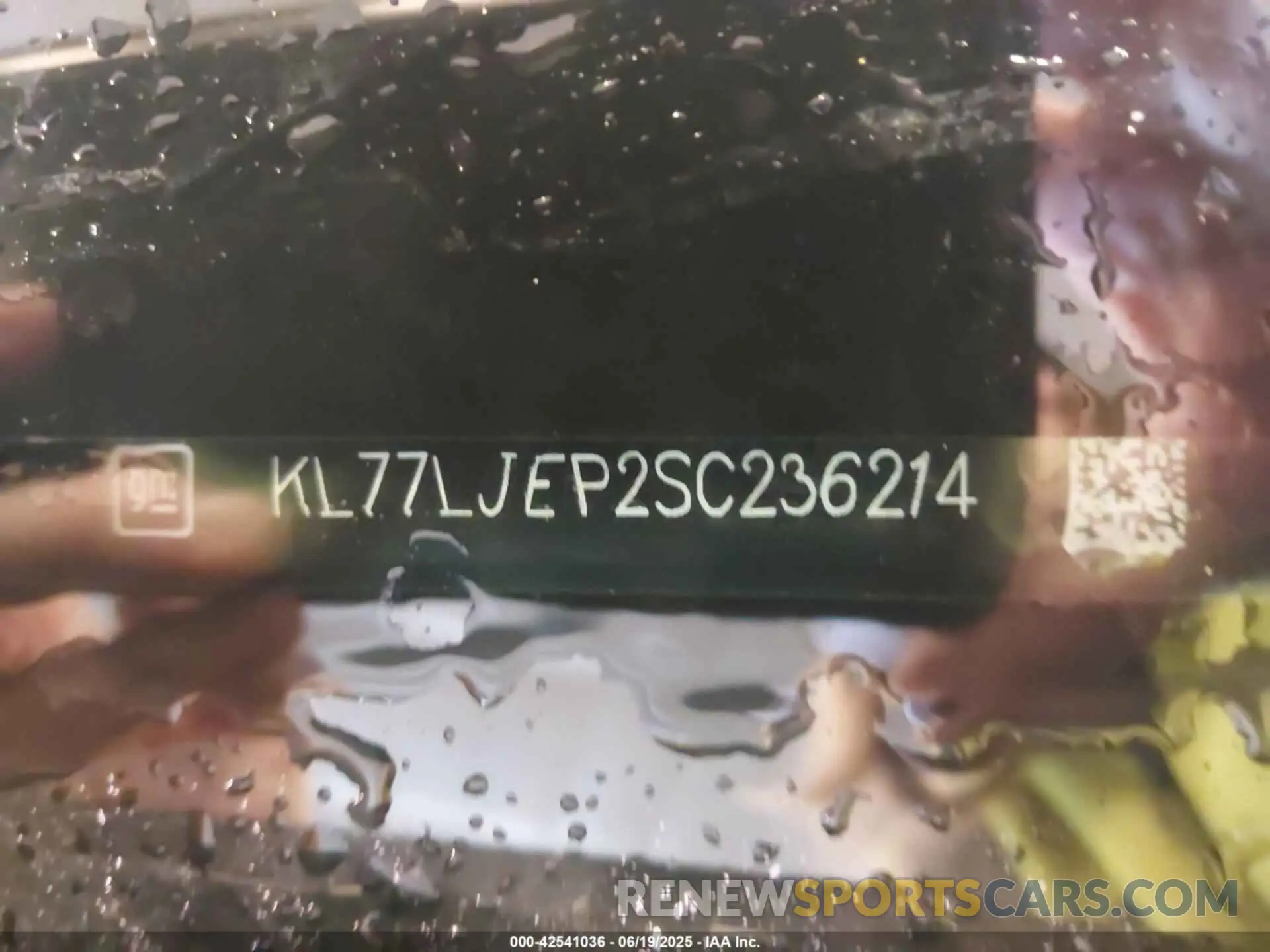 9 Photograph of a damaged car KL77LJEP2SC236214 CHEVROLET TRAX 2025