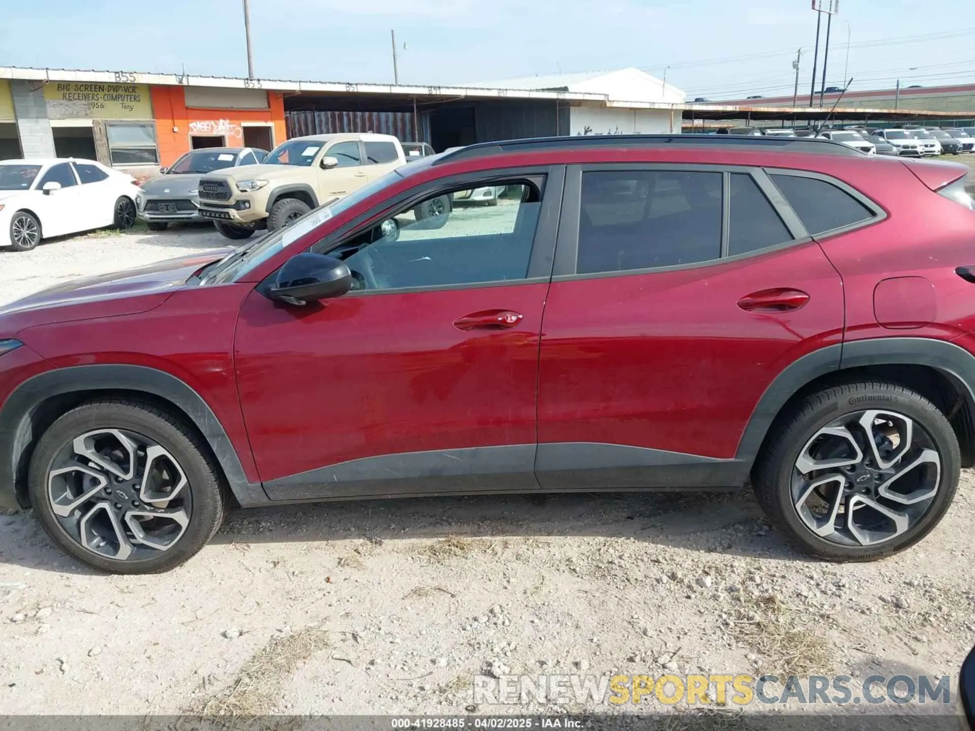 13 Photograph of a damaged car KL77LJEP5SC003265 CHEVROLET TRAX 2025