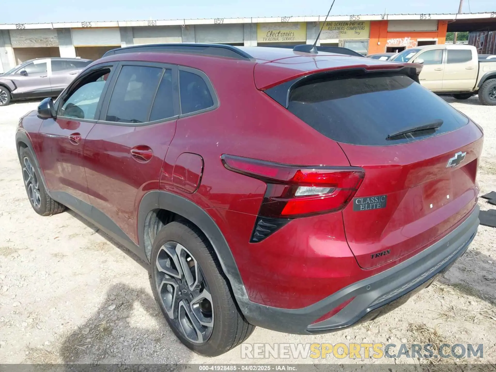 3 Photograph of a damaged car KL77LJEP5SC003265 CHEVROLET TRAX 2025