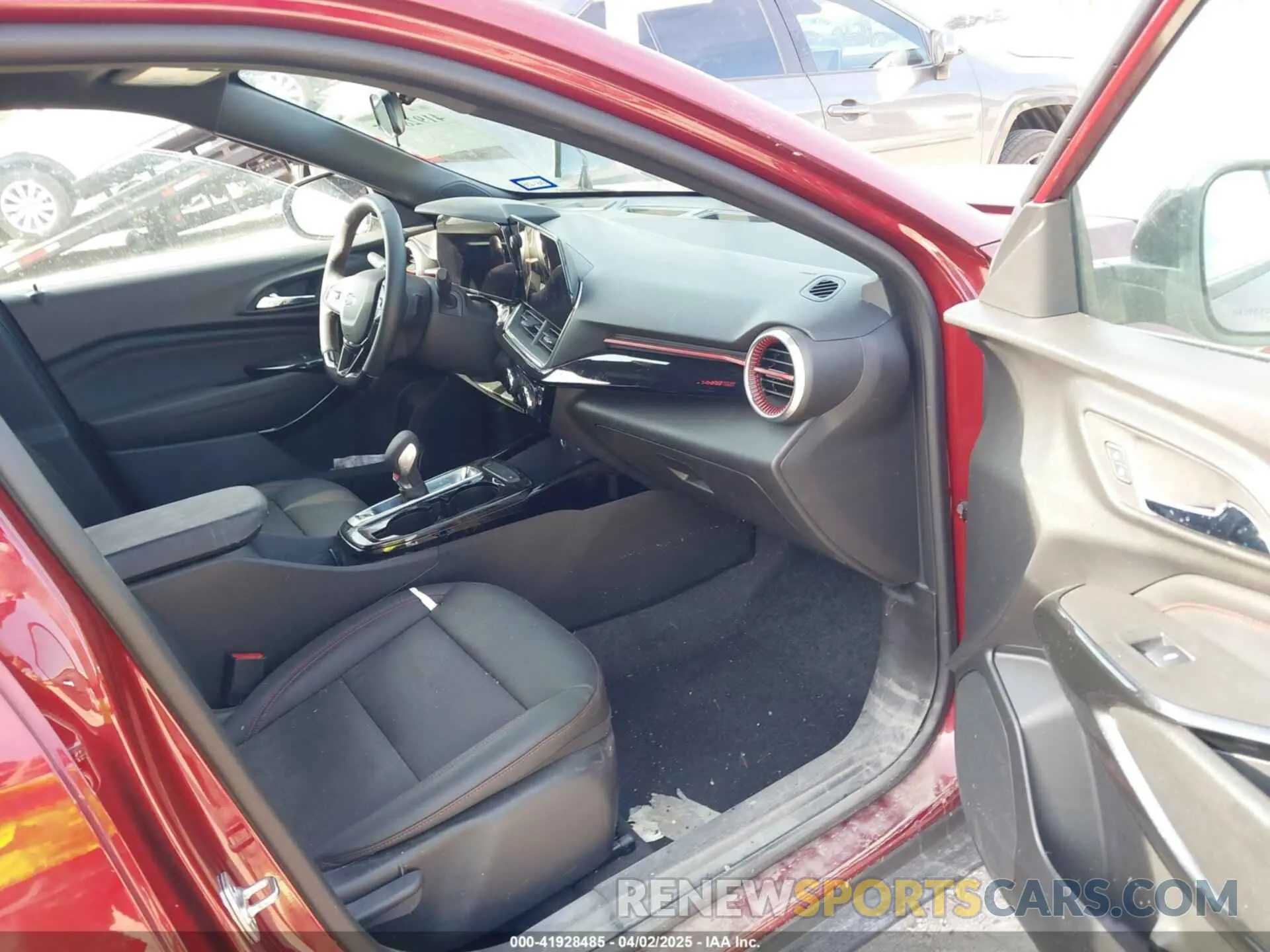 5 Photograph of a damaged car KL77LJEP5SC003265 CHEVROLET TRAX 2025