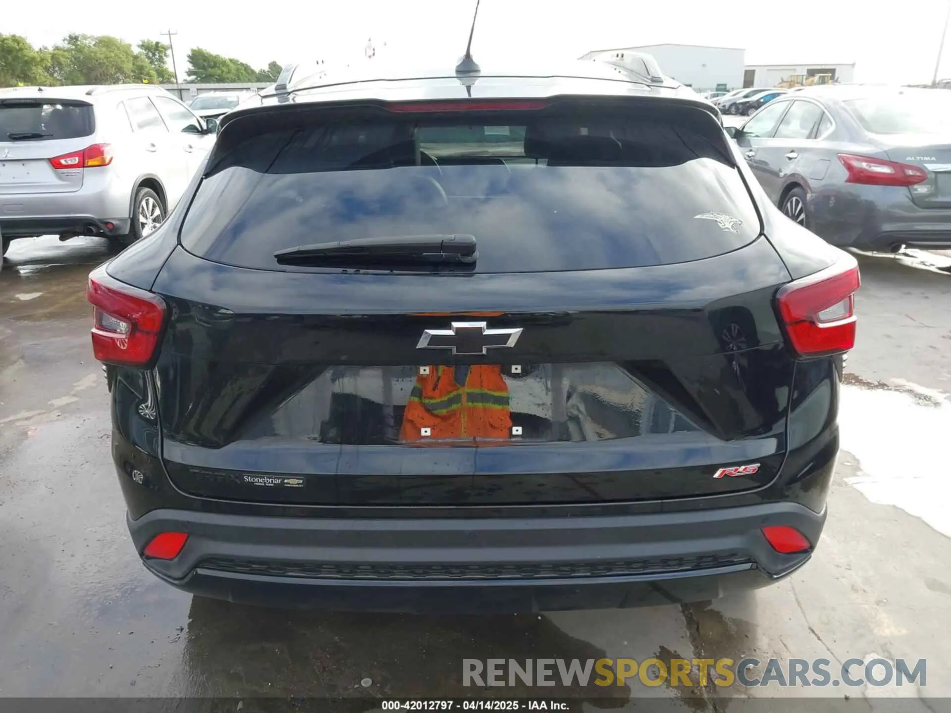 17 Photograph of a damaged car KL77LJEP5SC019885 CHEVROLET TRAX 2025