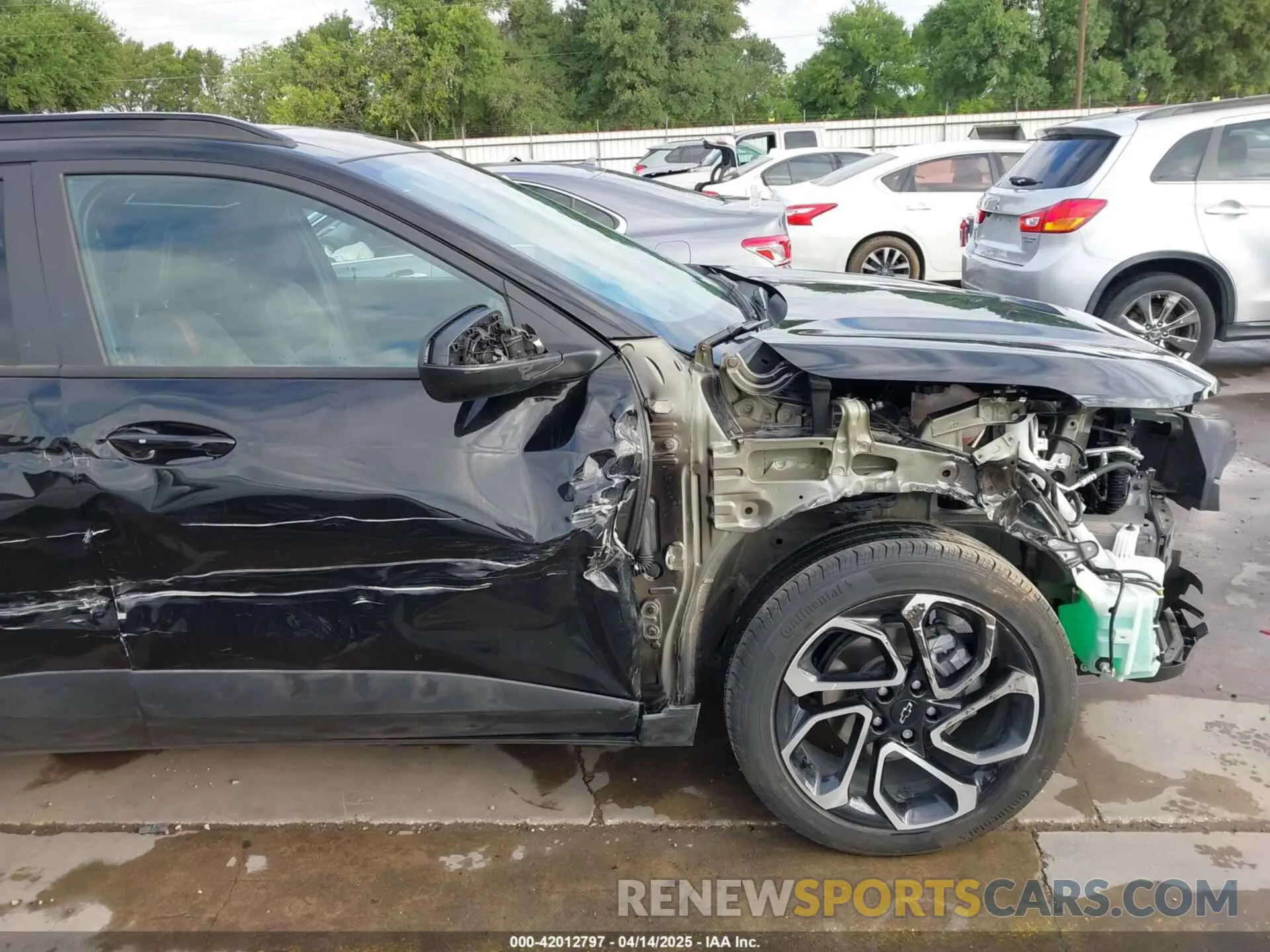 19 Photograph of a damaged car KL77LJEP5SC019885 CHEVROLET TRAX 2025