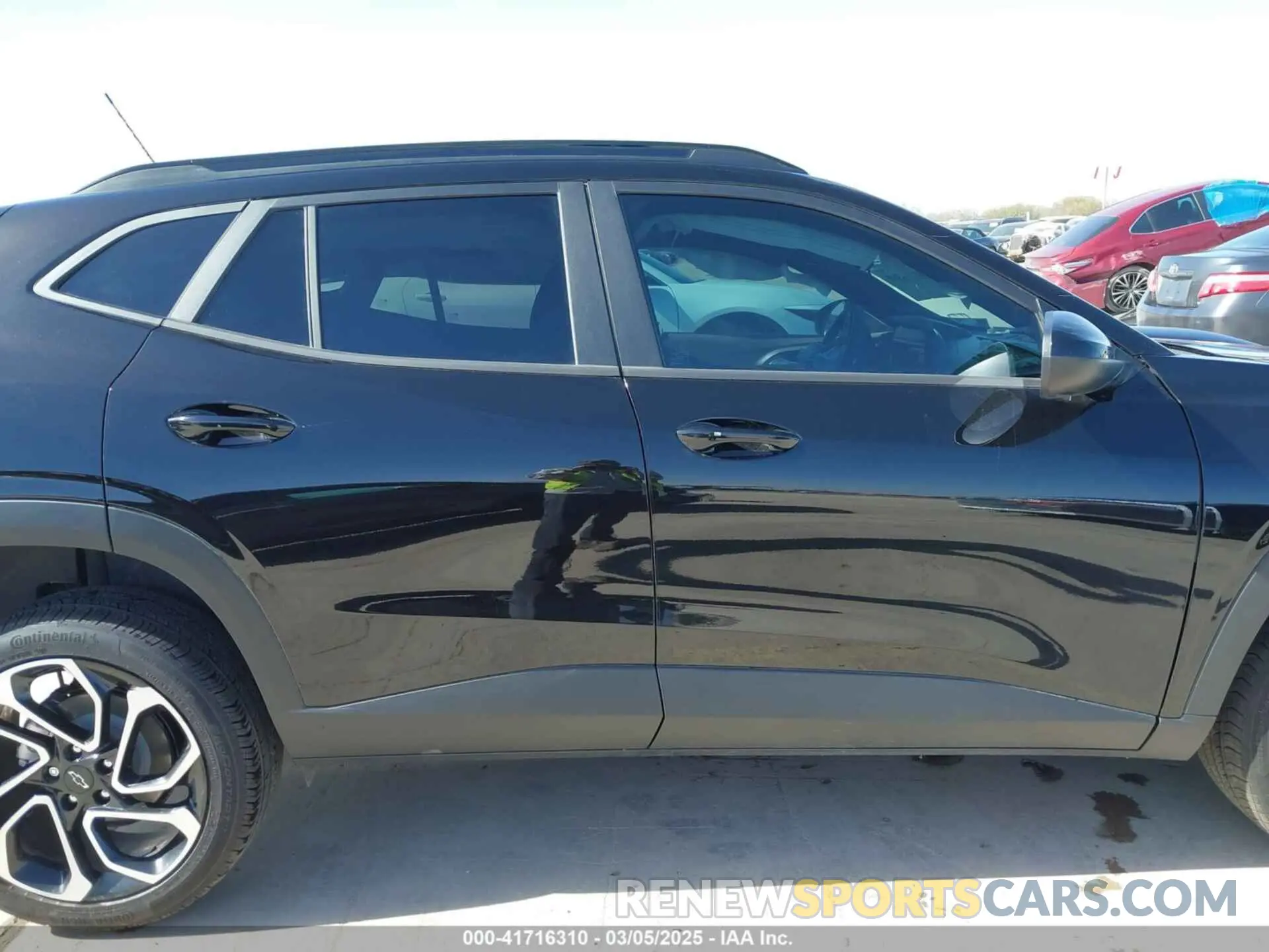 14 Photograph of a damaged car KL77LJEP7SC133760 CHEVROLET TRAX 2025