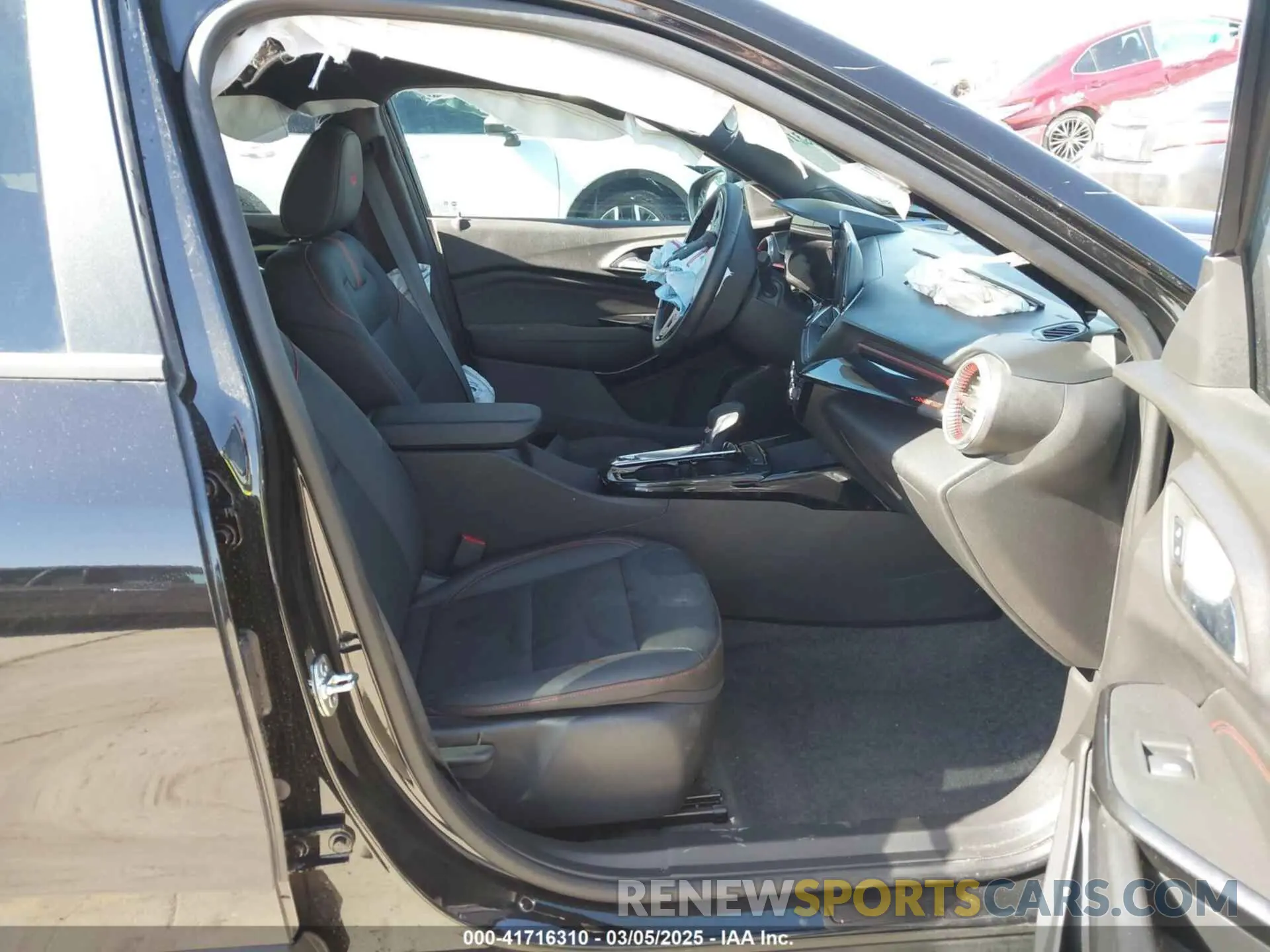 5 Photograph of a damaged car KL77LJEP7SC133760 CHEVROLET TRAX 2025