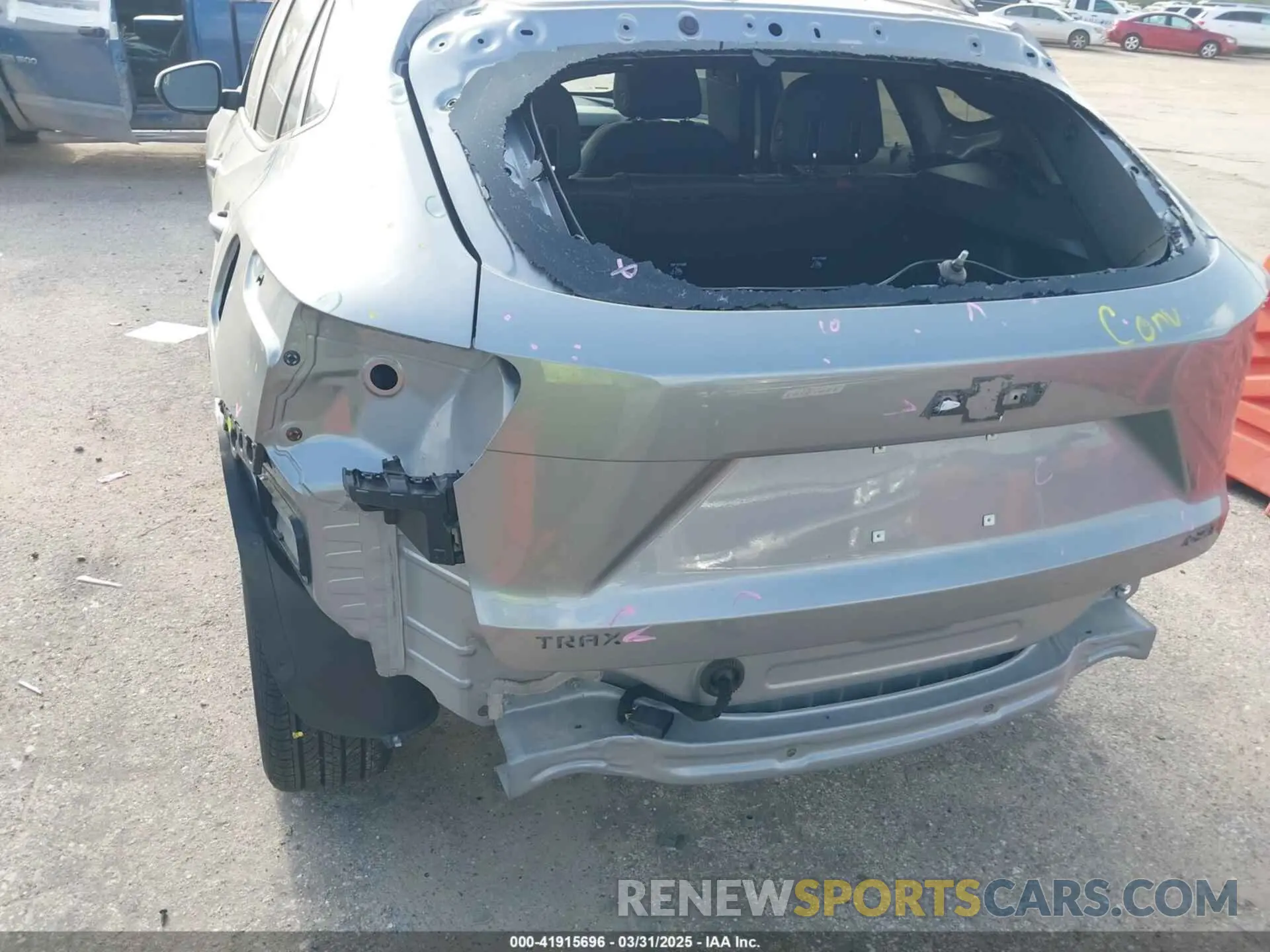 6 Photograph of a damaged car KL77LJEP8SC037636 CHEVROLET TRAX 2025