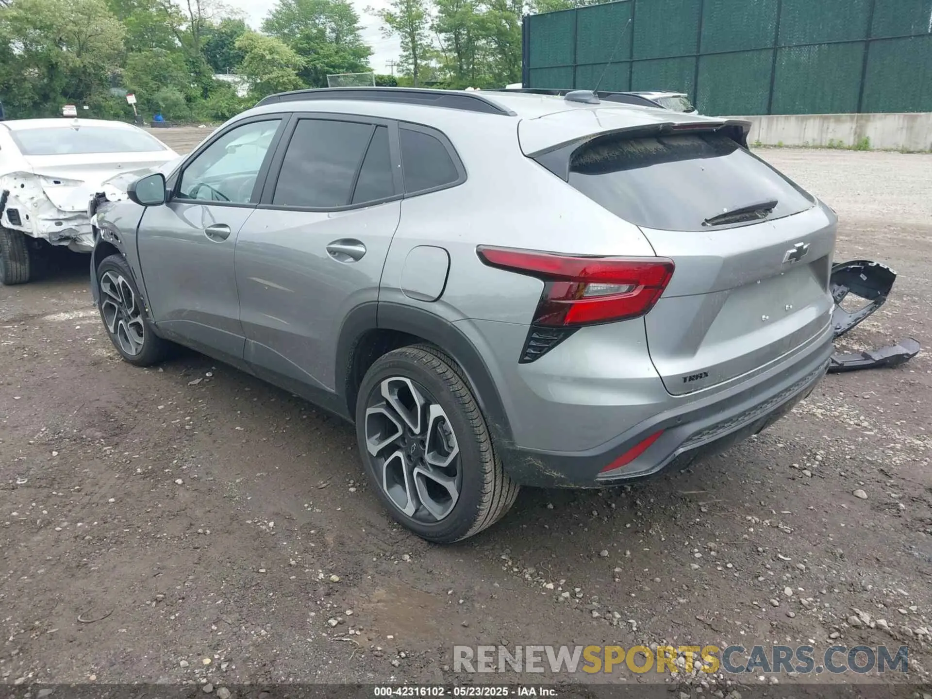 3 Photograph of a damaged car KL77LJEP9SC095688 CHEVROLET TRAX 2025