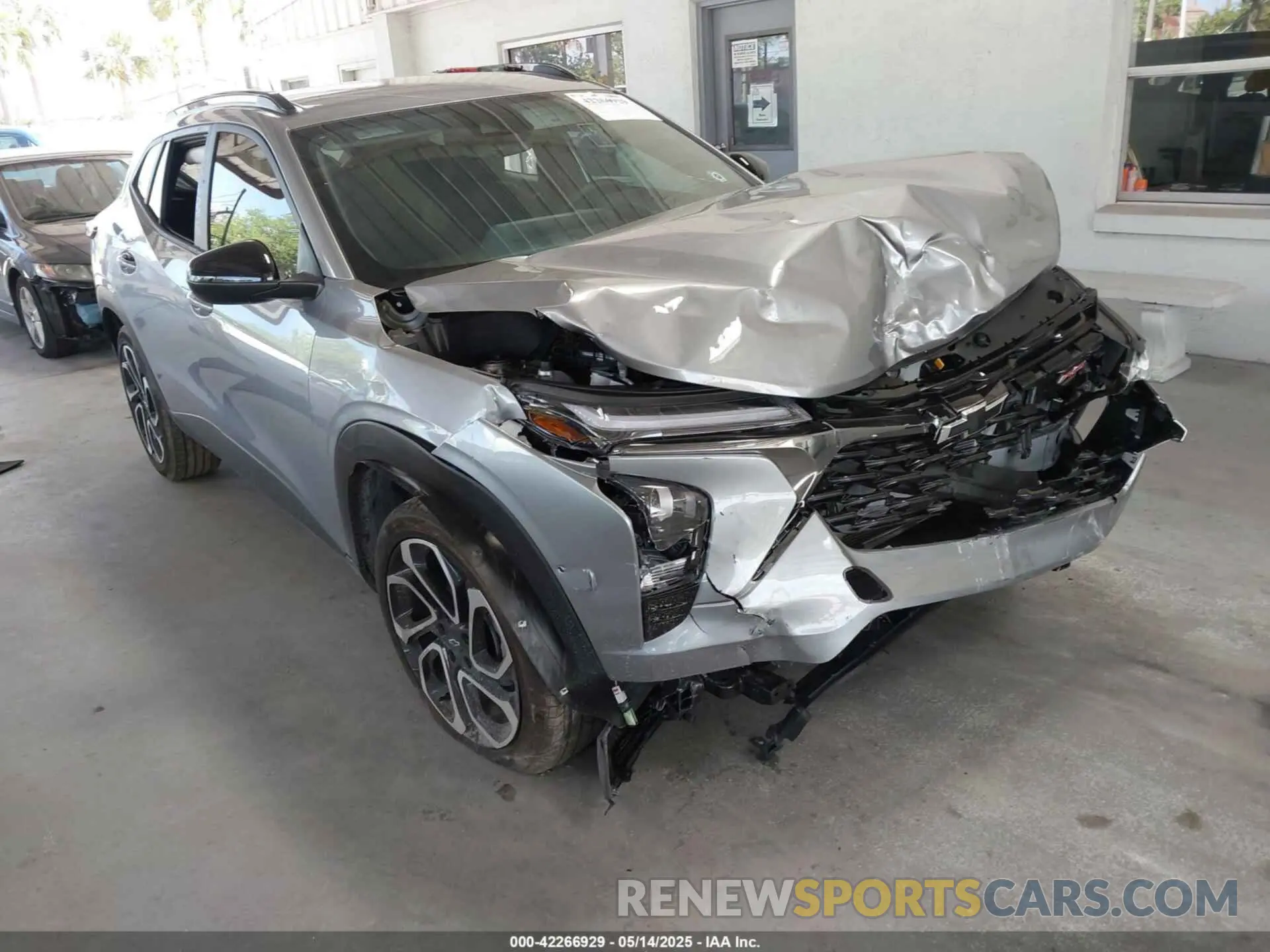 1 Photograph of a damaged car KL77LJEPXSC163836 CHEVROLET TRAX 2025