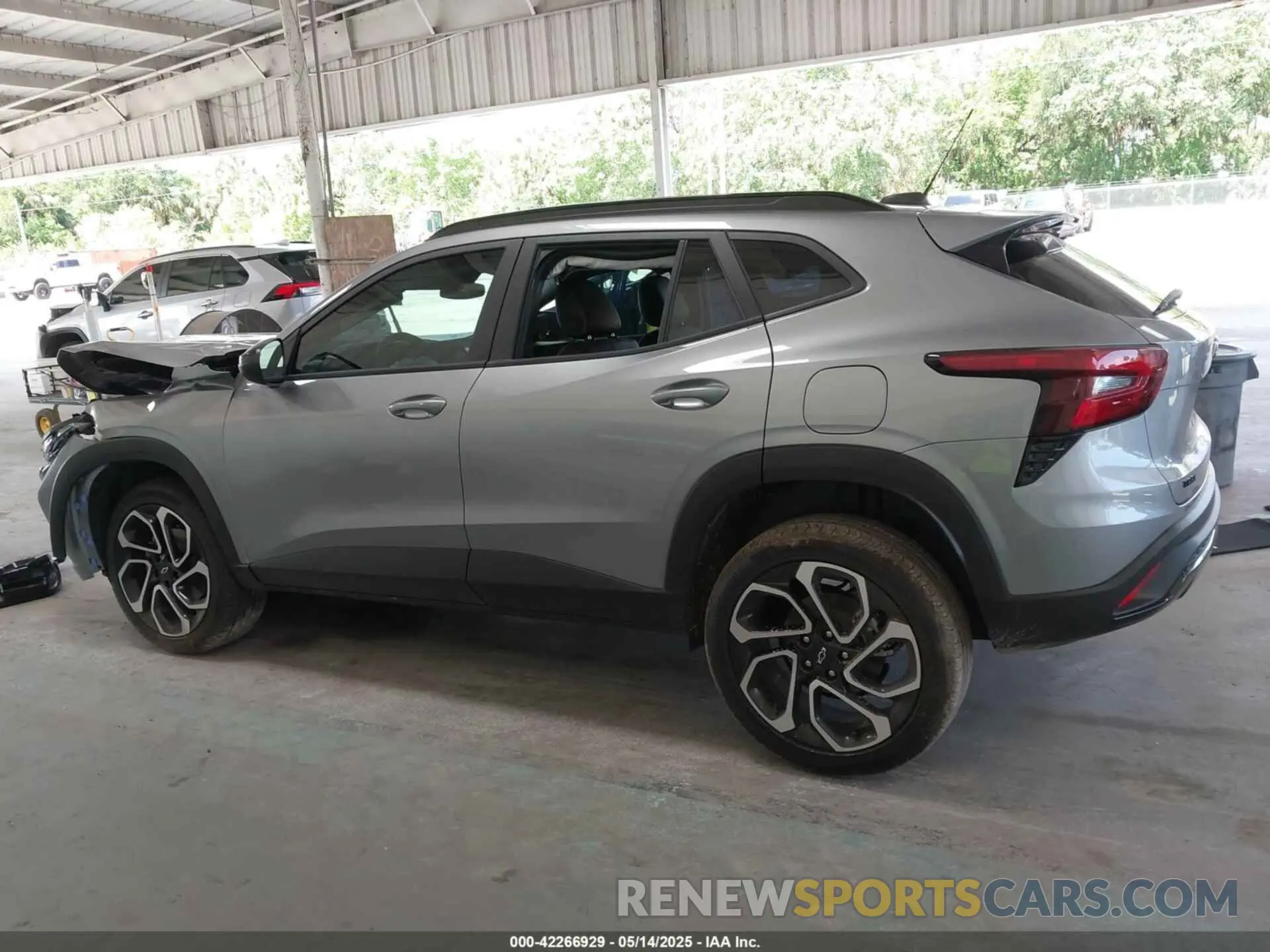 15 Photograph of a damaged car KL77LJEPXSC163836 CHEVROLET TRAX 2025