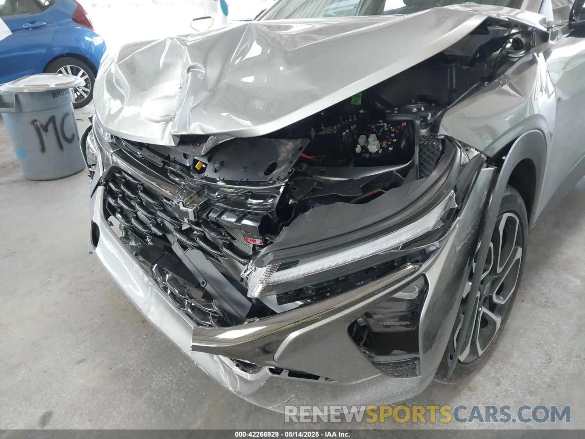 6 Photograph of a damaged car KL77LJEPXSC163836 CHEVROLET TRAX 2025