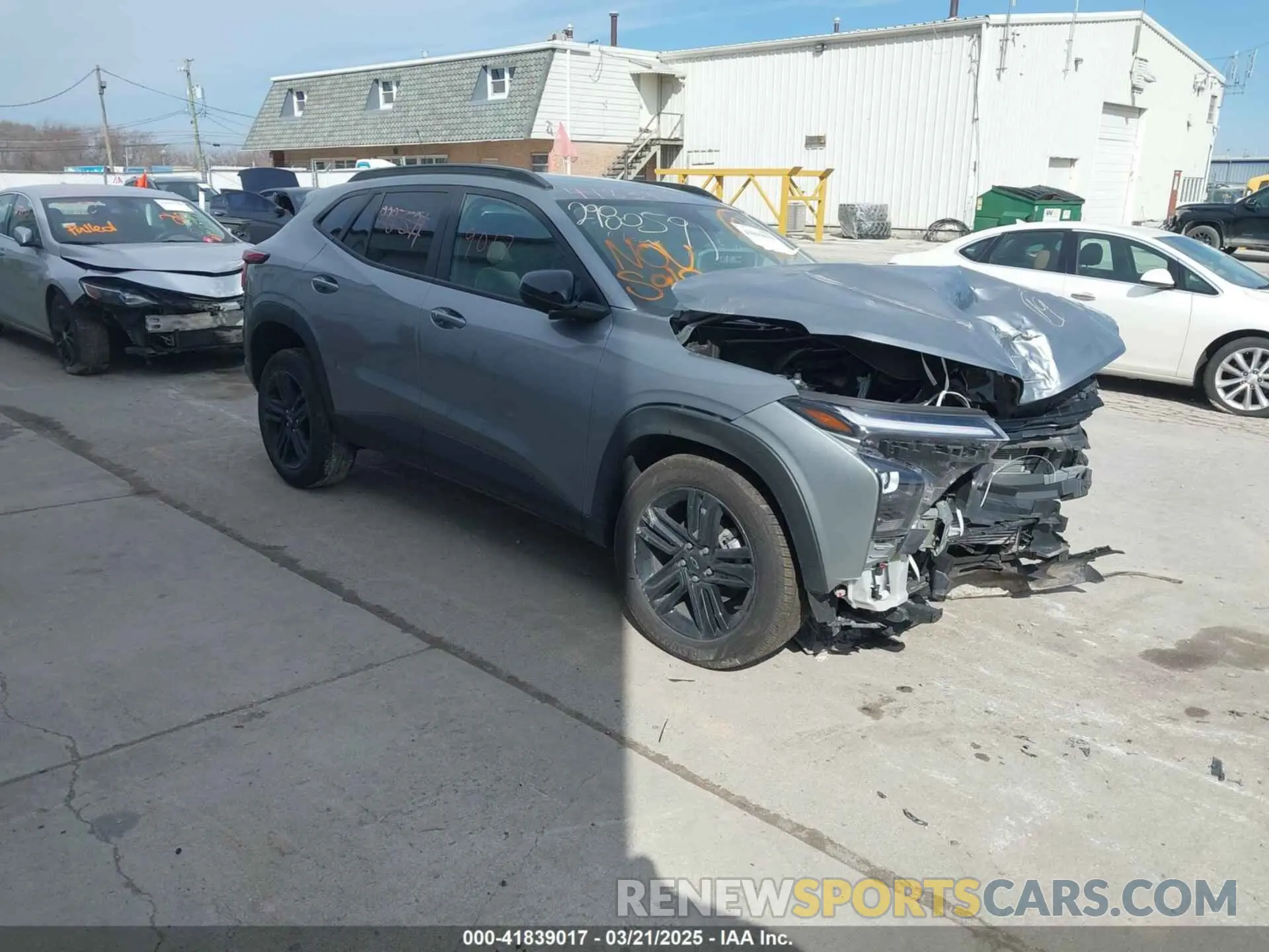 1 Photograph of a damaged car KL77LKEP0SC091907 CHEVROLET TRAX 2025