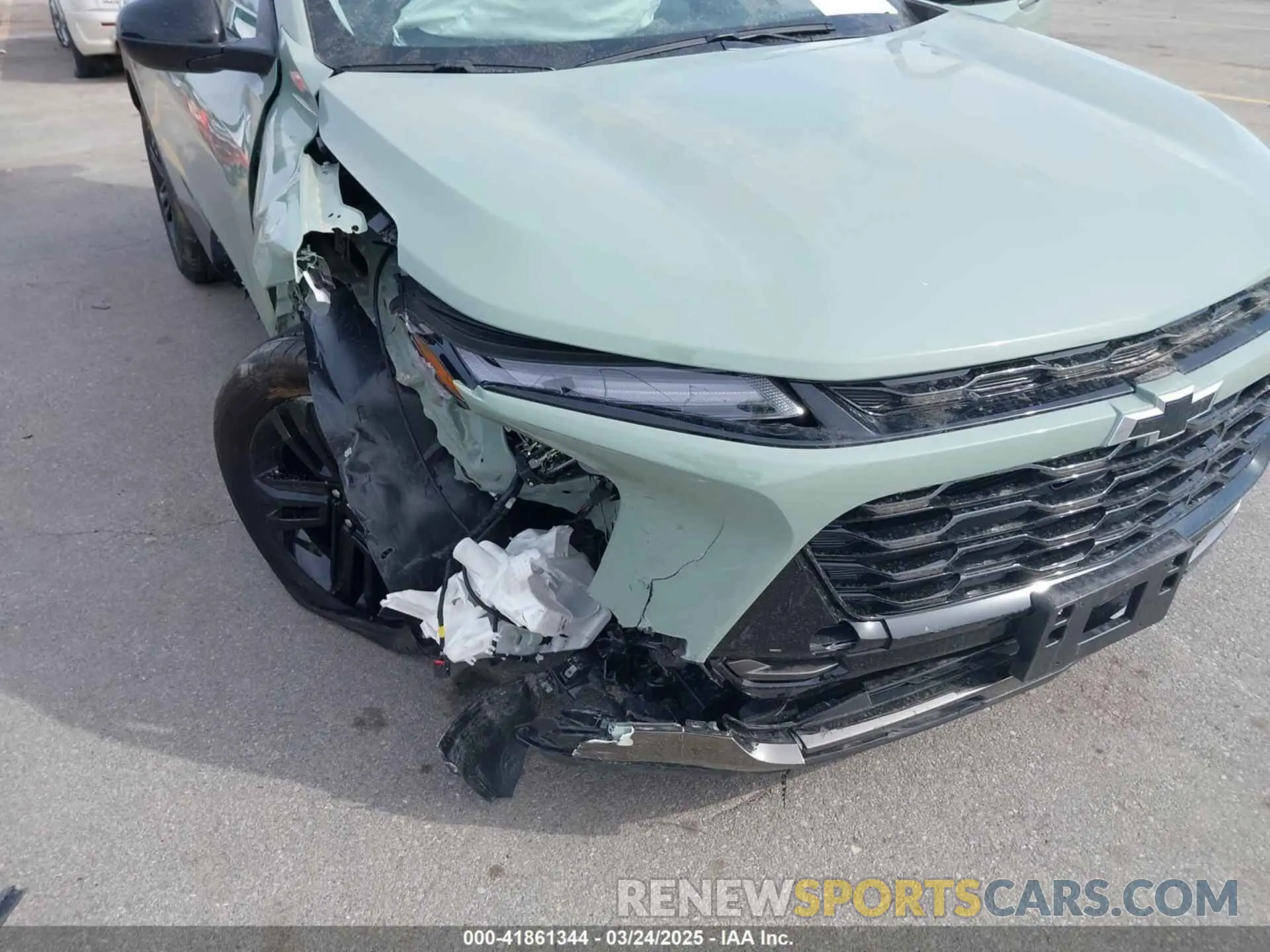 6 Photograph of a damaged car KL77LKEP0SC176035 CHEVROLET TRAX 2025