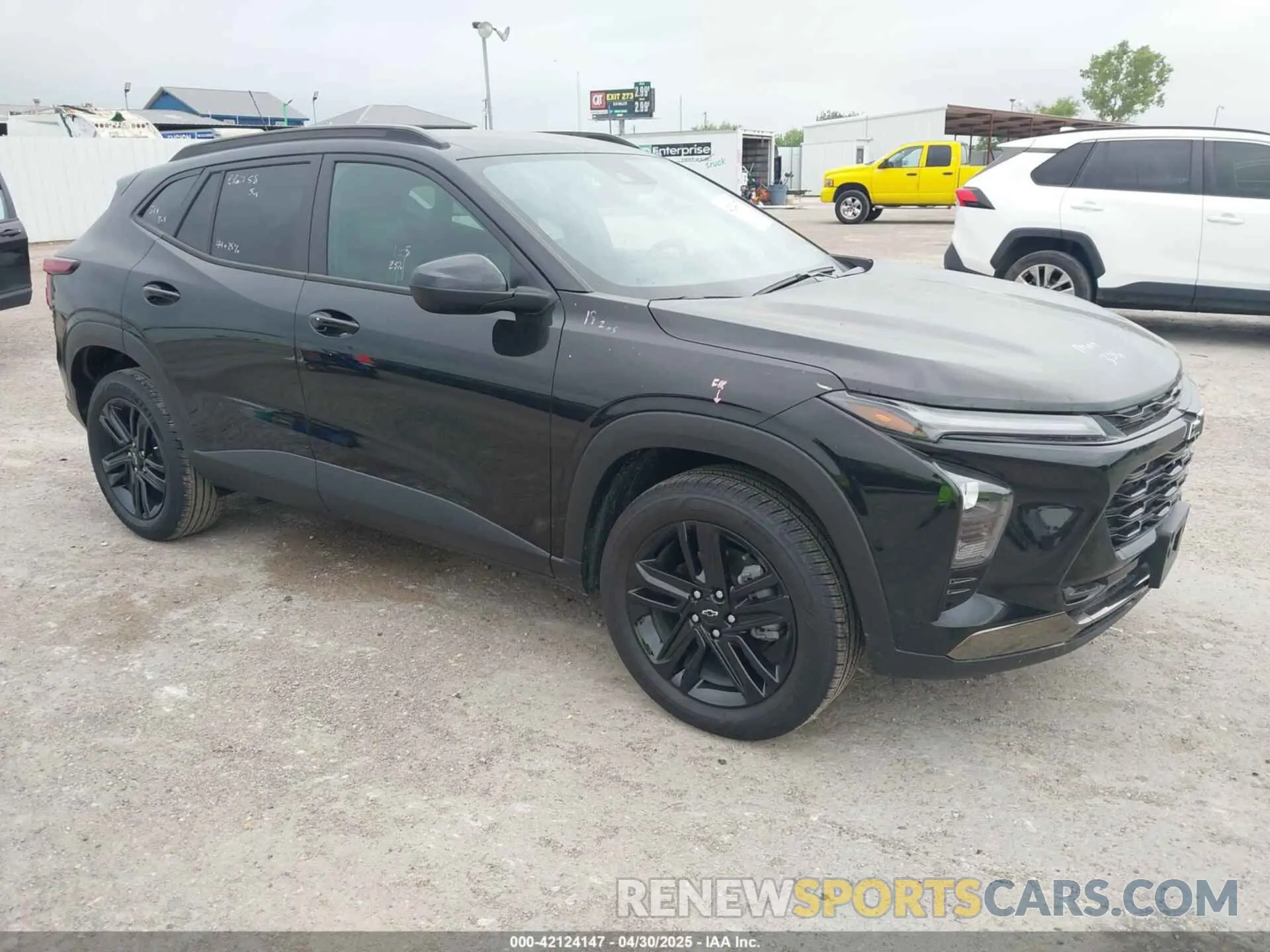 1 Photograph of a damaged car KL77LKEP1SC143223 CHEVROLET TRAX 2025