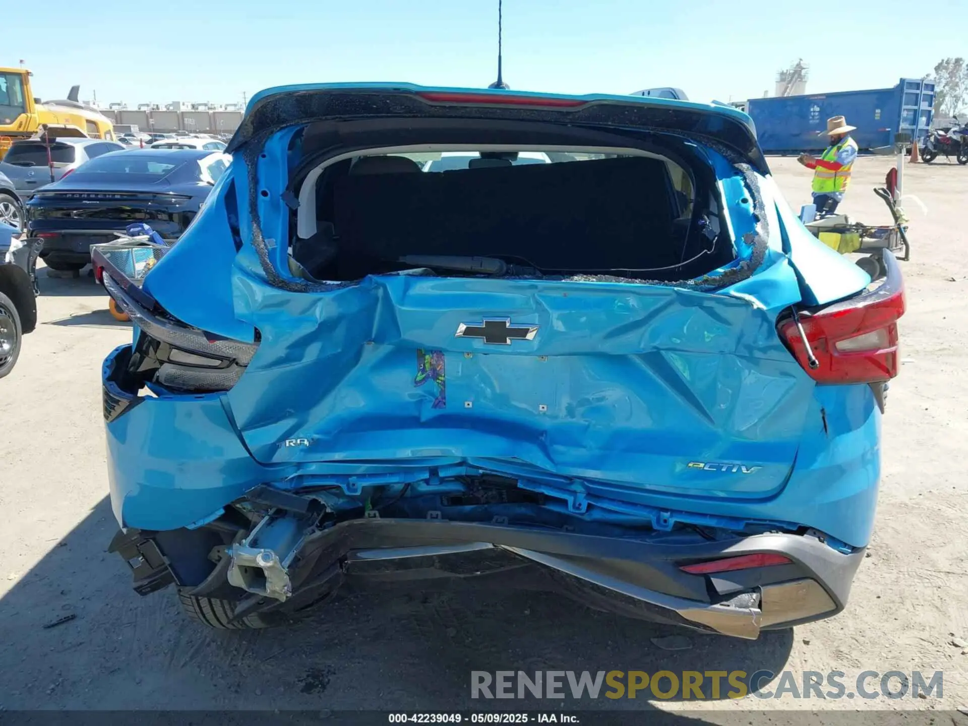 16 Photograph of a damaged car KL77LKEP2SC039520 CHEVROLET TRAX 2025
