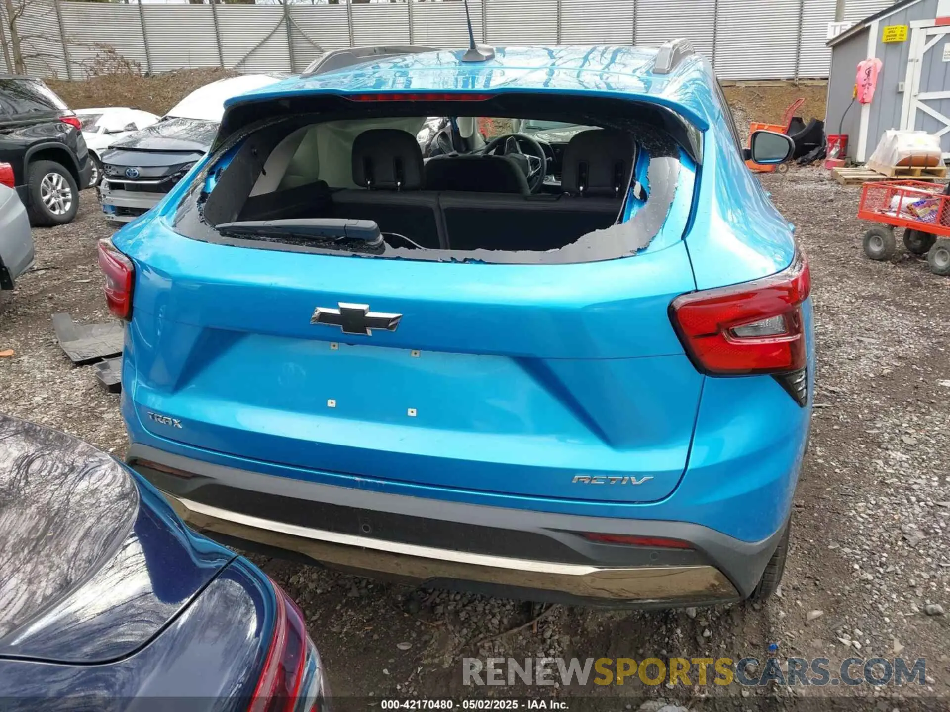 17 Photograph of a damaged car KL77LKEP2SC125720 CHEVROLET TRAX 2025