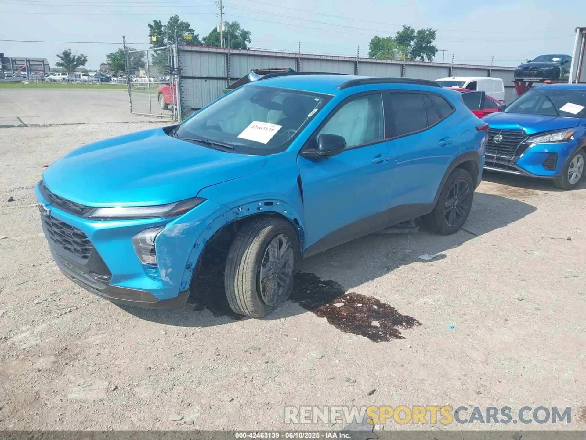 2 Photograph of a damaged car KL77LKEP3SC117612 CHEVROLET TRAX 2025