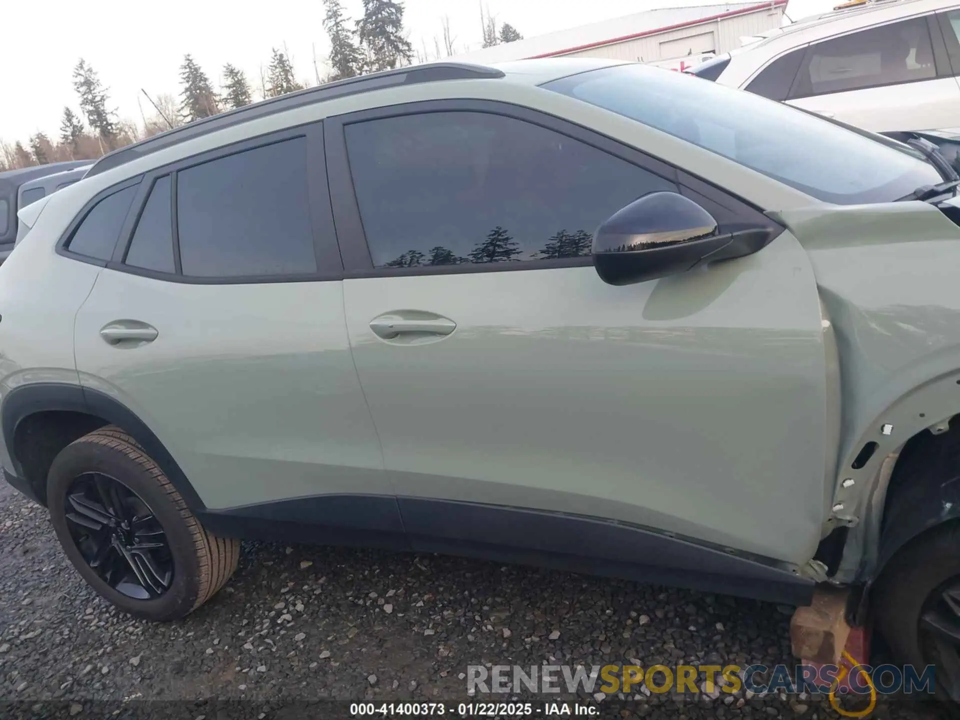 14 Photograph of a damaged car KL77LKEP4SC006728 CHEVROLET TRAX 2025