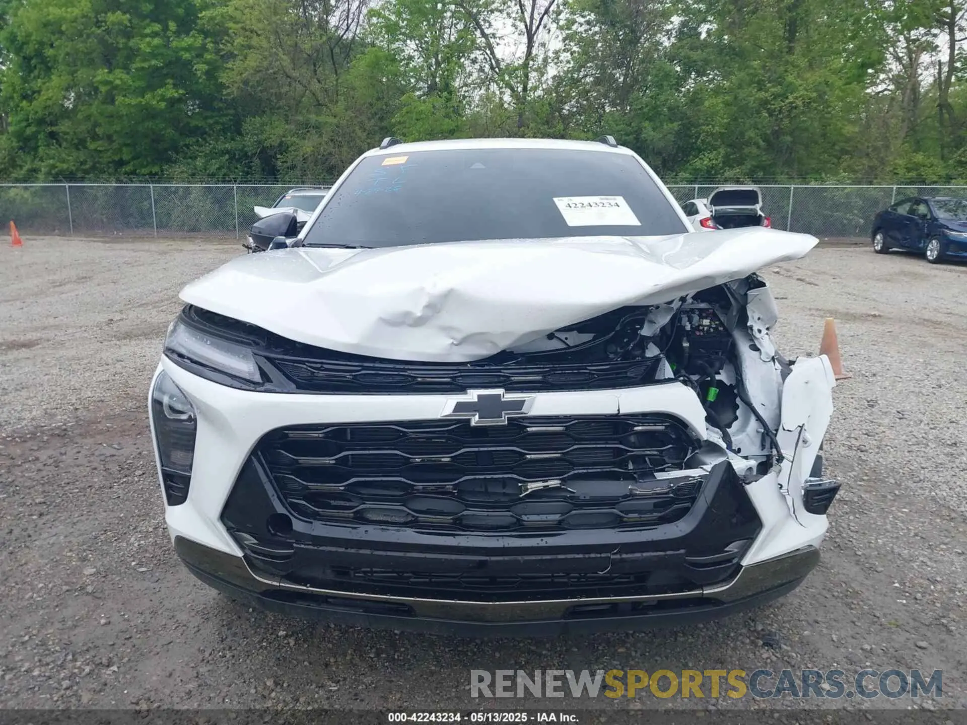 12 Photograph of a damaged car KL77LKEP4SC086886 CHEVROLET TRAX 2025