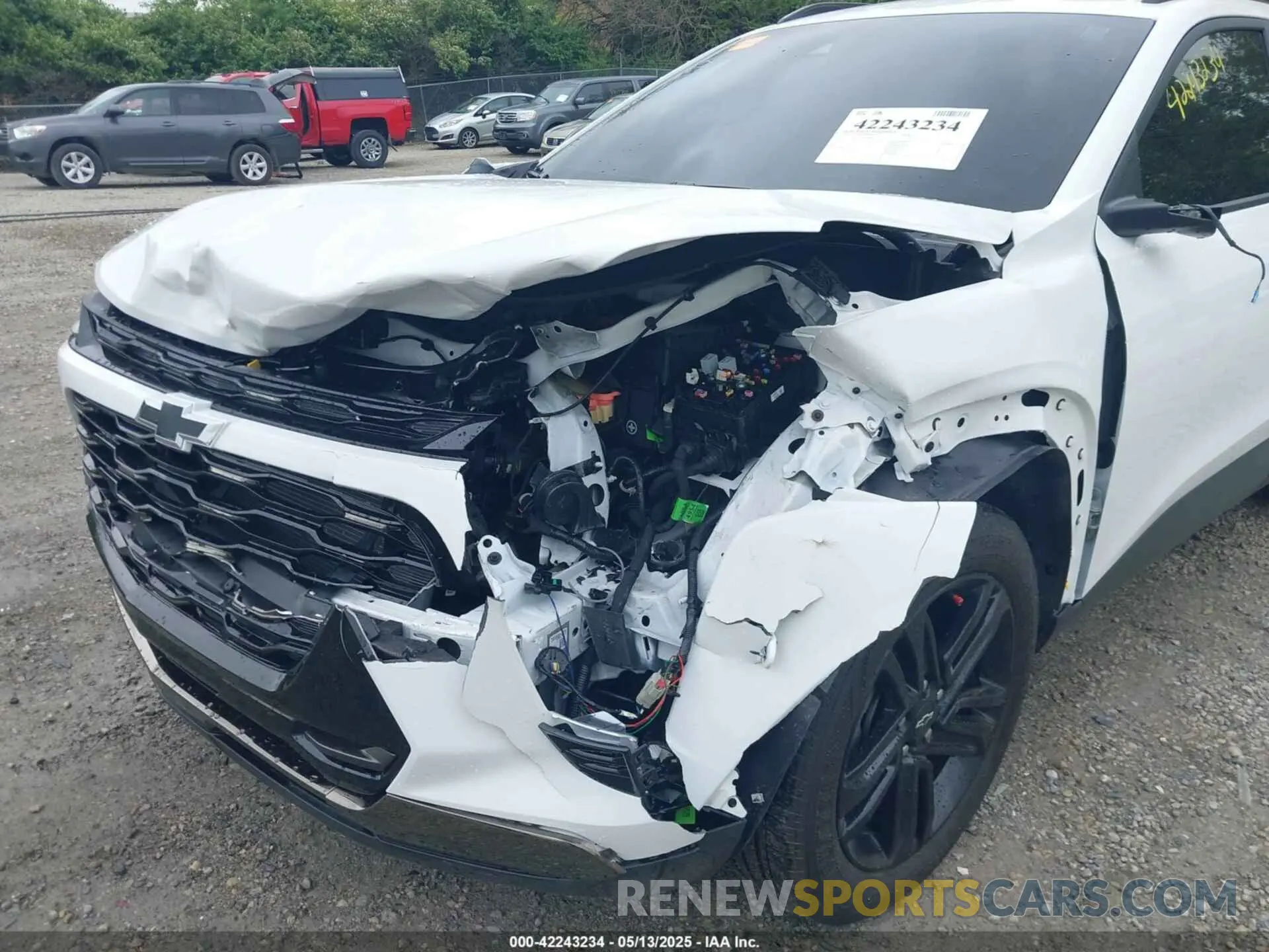 6 Photograph of a damaged car KL77LKEP4SC086886 CHEVROLET TRAX 2025