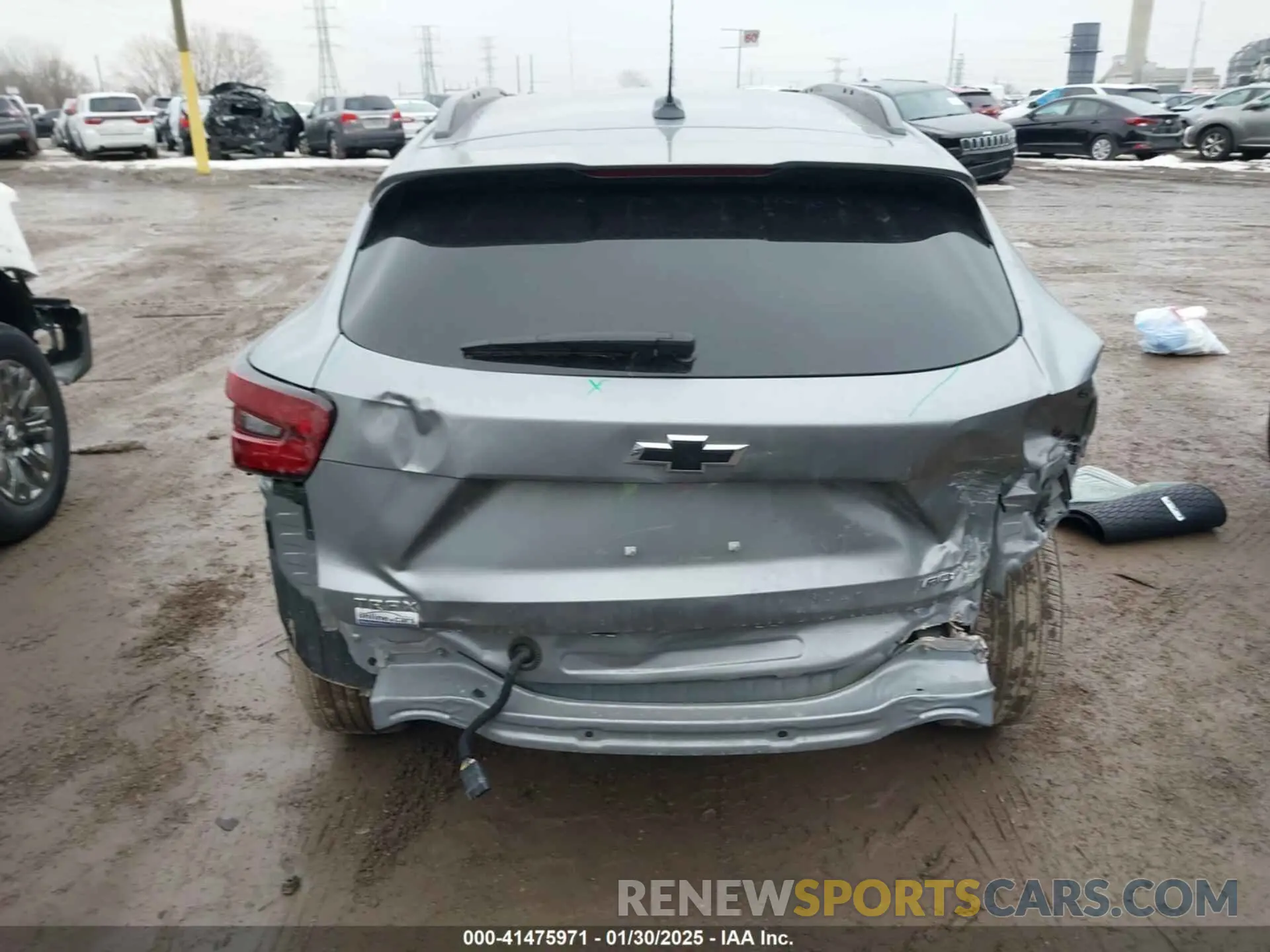16 Photograph of a damaged car KL77LKEP5SC017379 CHEVROLET TRAX 2025
