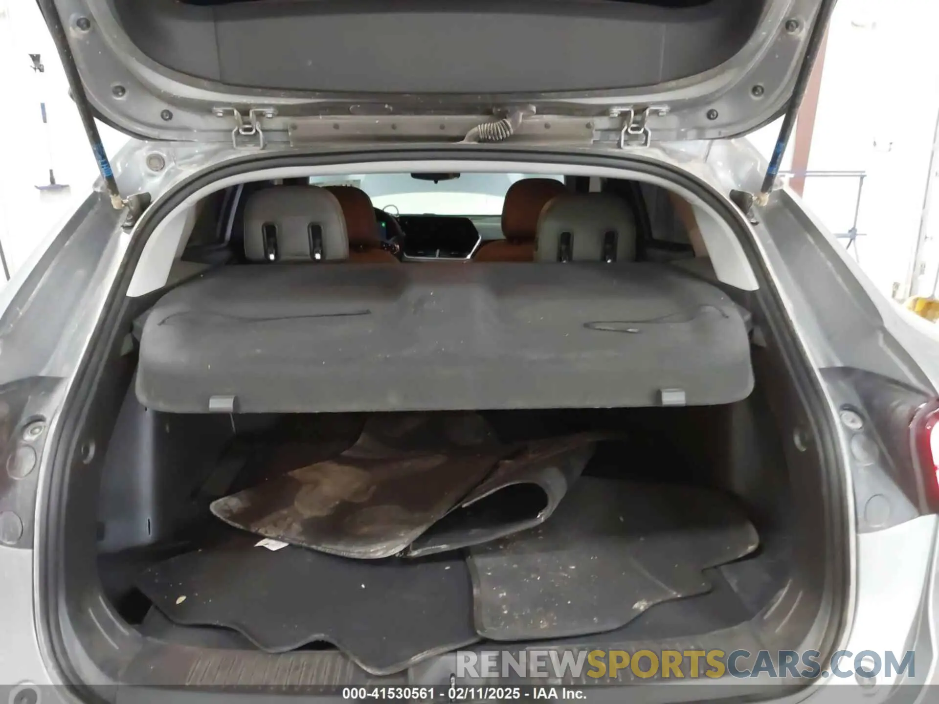 16 Photograph of a damaged car KL77LKEP5SC066582 CHEVROLET TRAX 2025