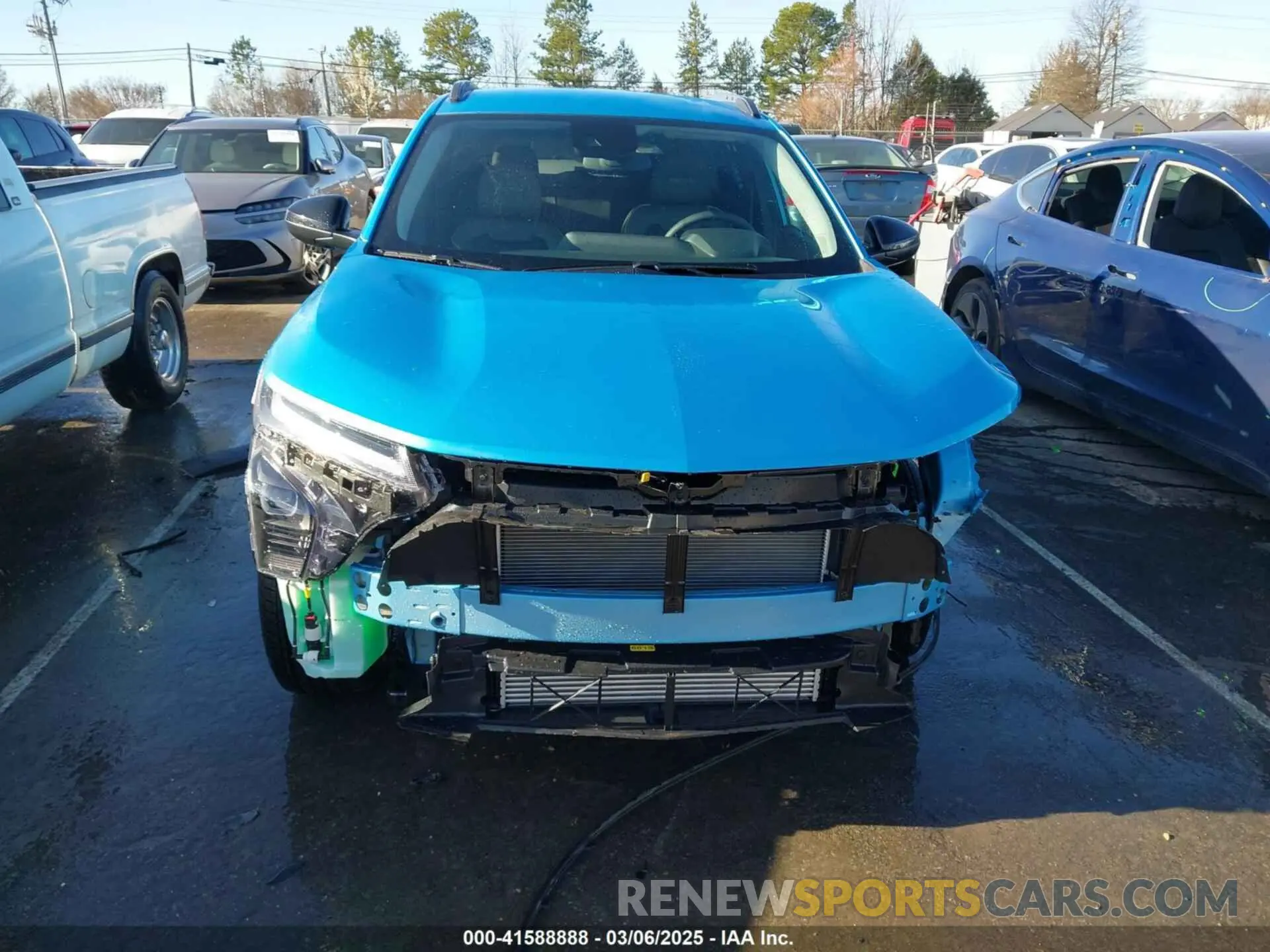 13 Photograph of a damaged car KL77LKEP6SC168747 CHEVROLET TRAX 2025