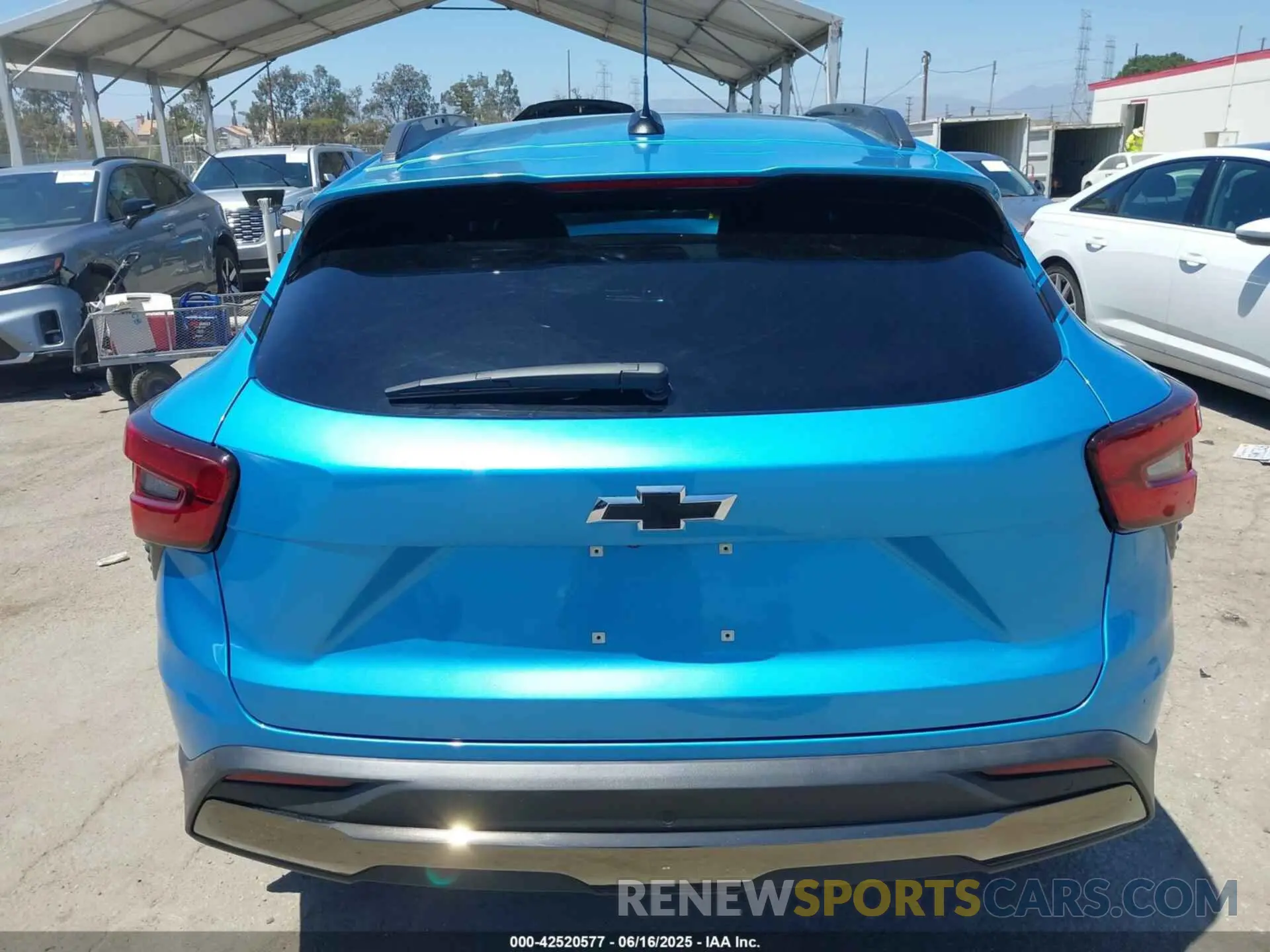 16 Photograph of a damaged car KL77LKEP7SC066874 CHEVROLET TRAX 2025