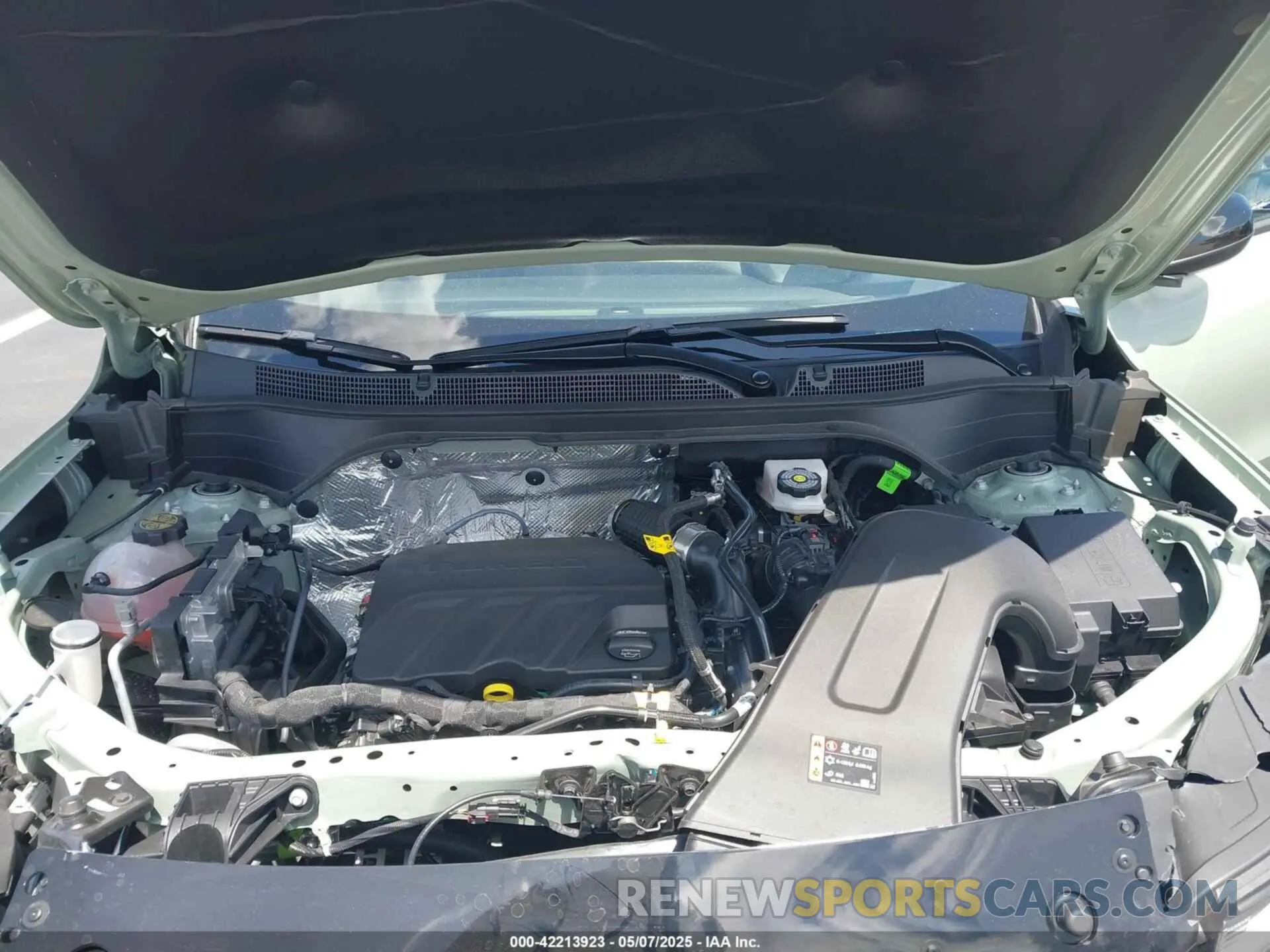 10 Photograph of a damaged car KL77LKEP7SC106127 CHEVROLET TRAX 2025