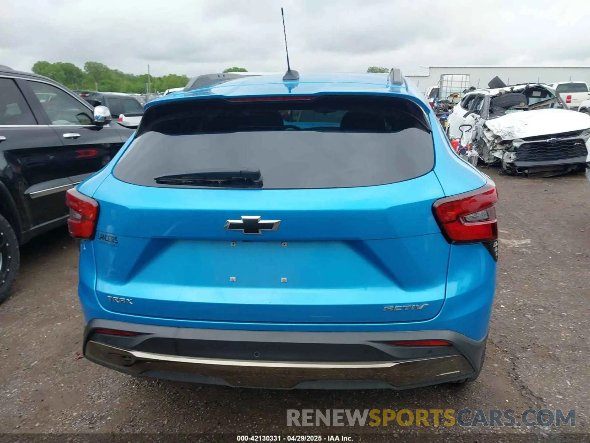 17 Photograph of a damaged car KL77LKEP8SC072411 CHEVROLET TRAX 2025